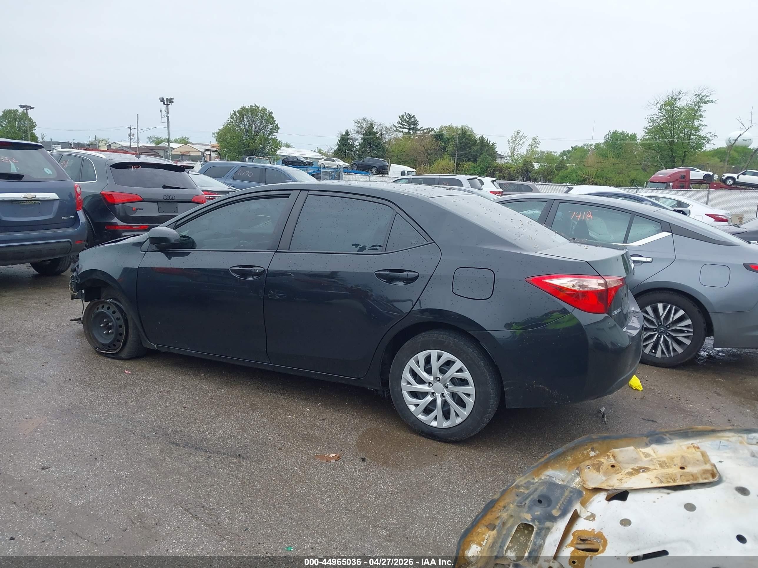 2019 Toyota Corolla Le Black vin: 2T1BURHE1KC243696