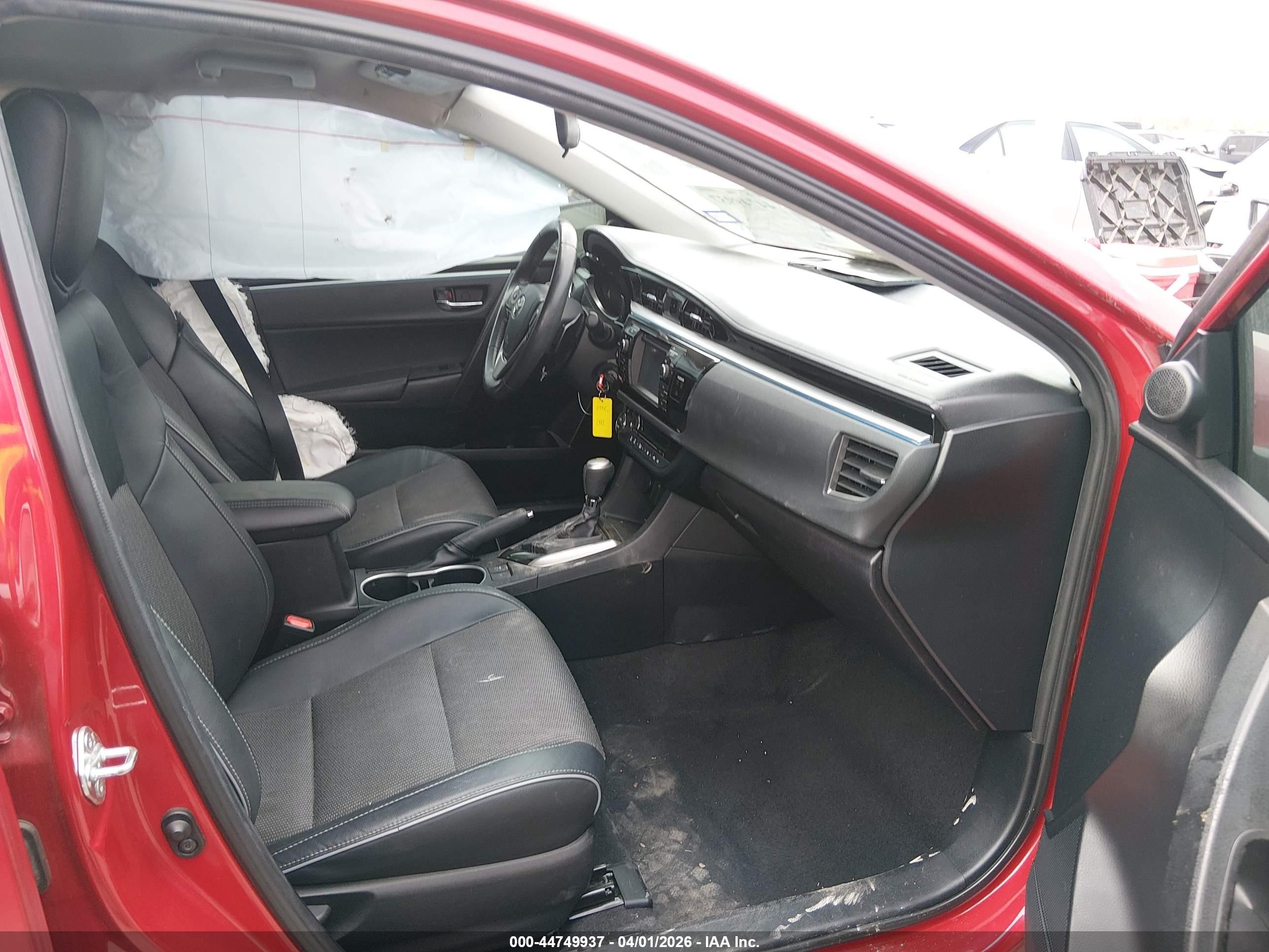 2014 Toyota Corolla S Plus Red vin: 2T1BURHE2EC002444