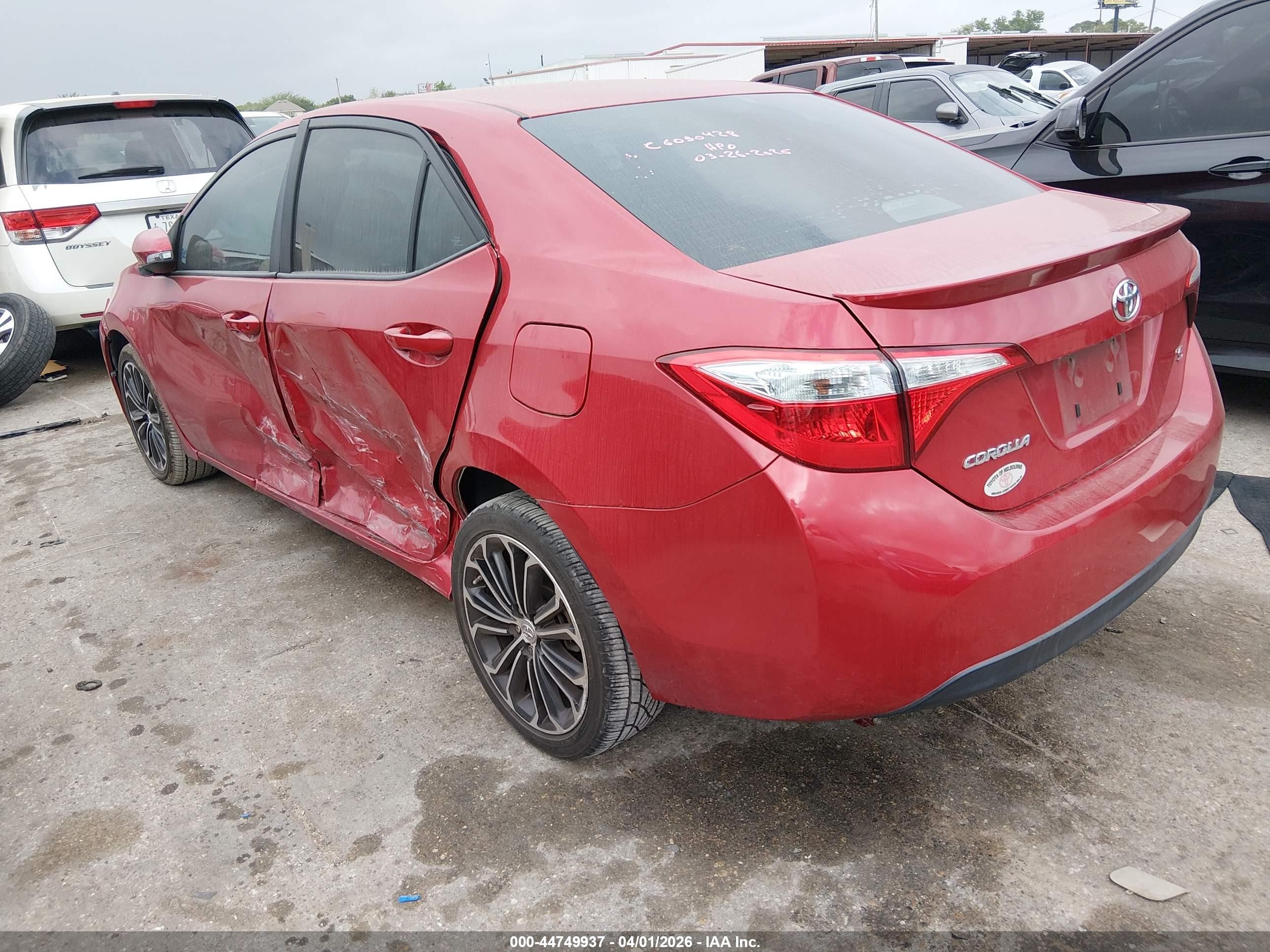 2014 Toyota Corolla S Plus Red vin: 2T1BURHE2EC002444