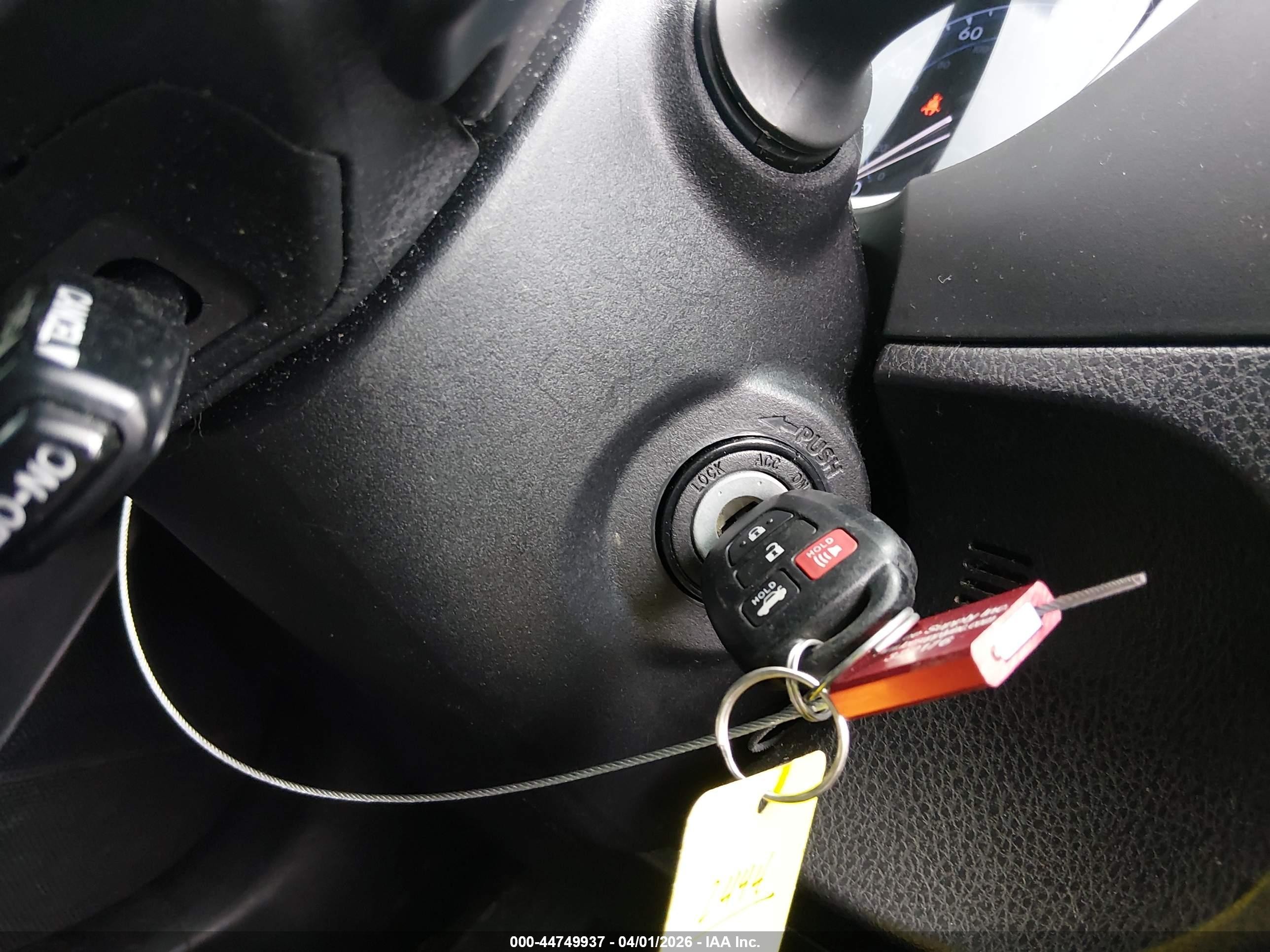 2014 Toyota Corolla S Plus Red vin: 2T1BURHE2EC002444