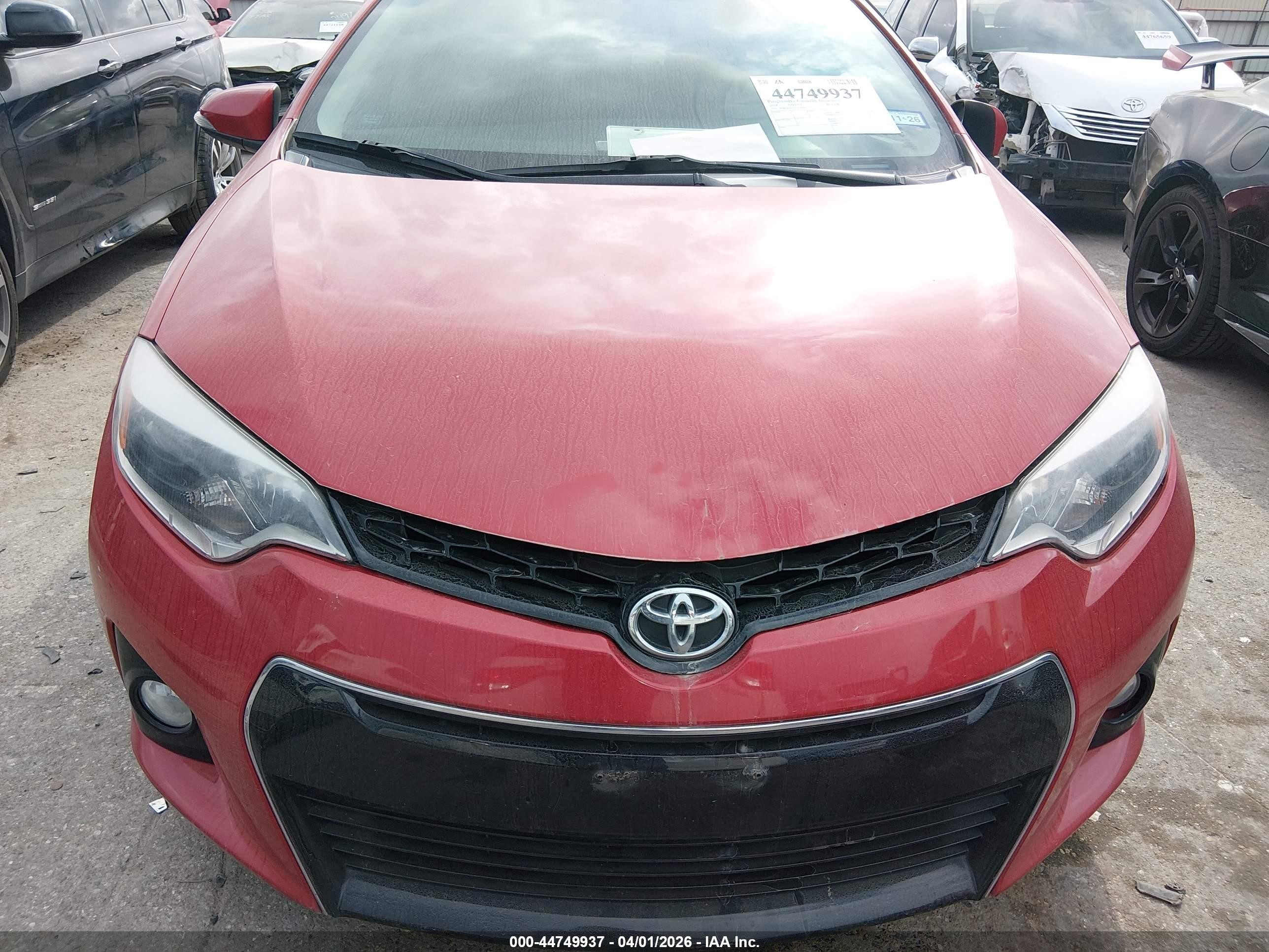 2014 Toyota Corolla S Plus Red vin: 2T1BURHE2EC002444
