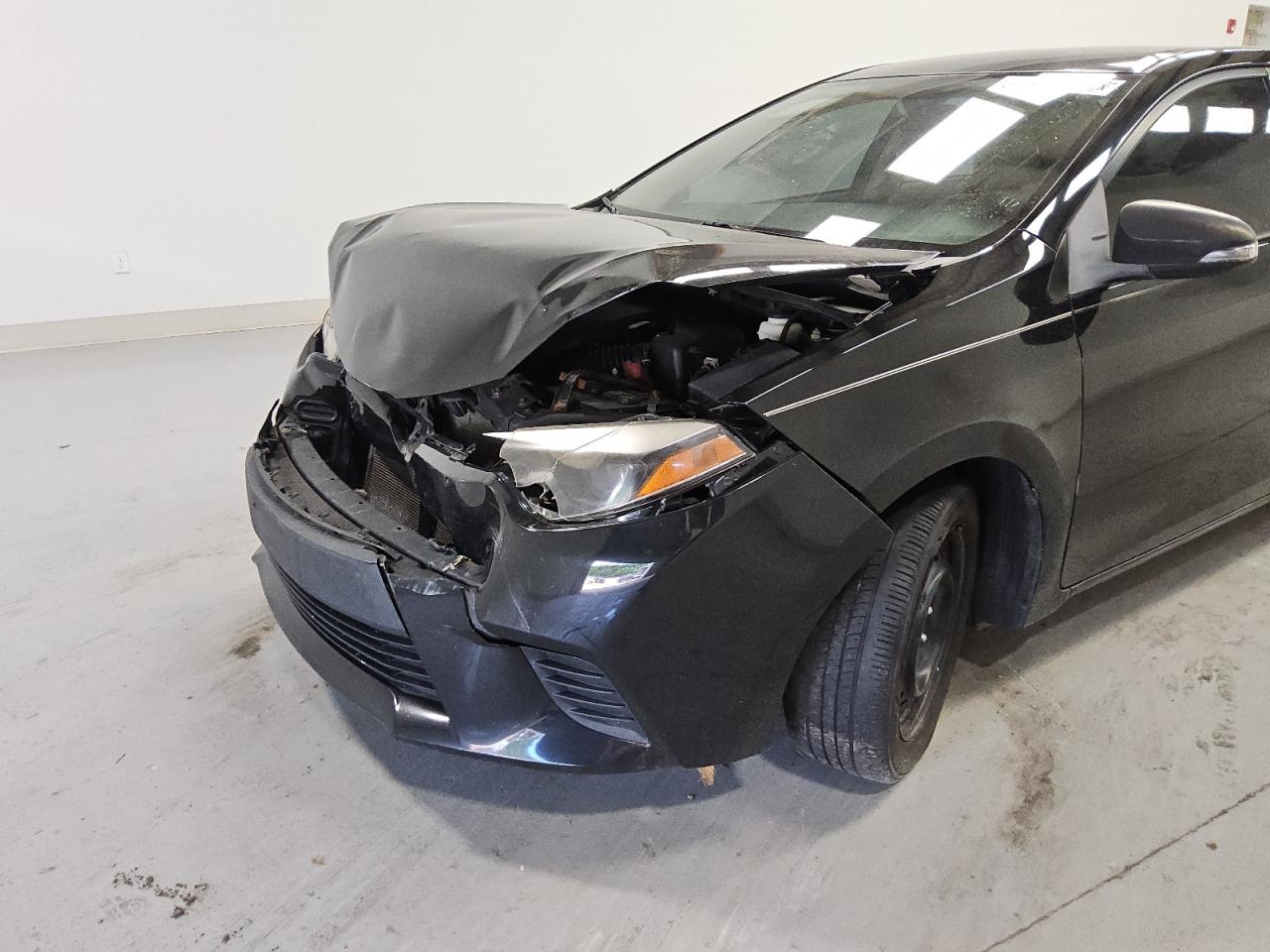 2014 Toyota Corolla Le Black vin: 2T1BURHE2EC006462 Damage: Left Head Lamp, Broken, Replacement Required