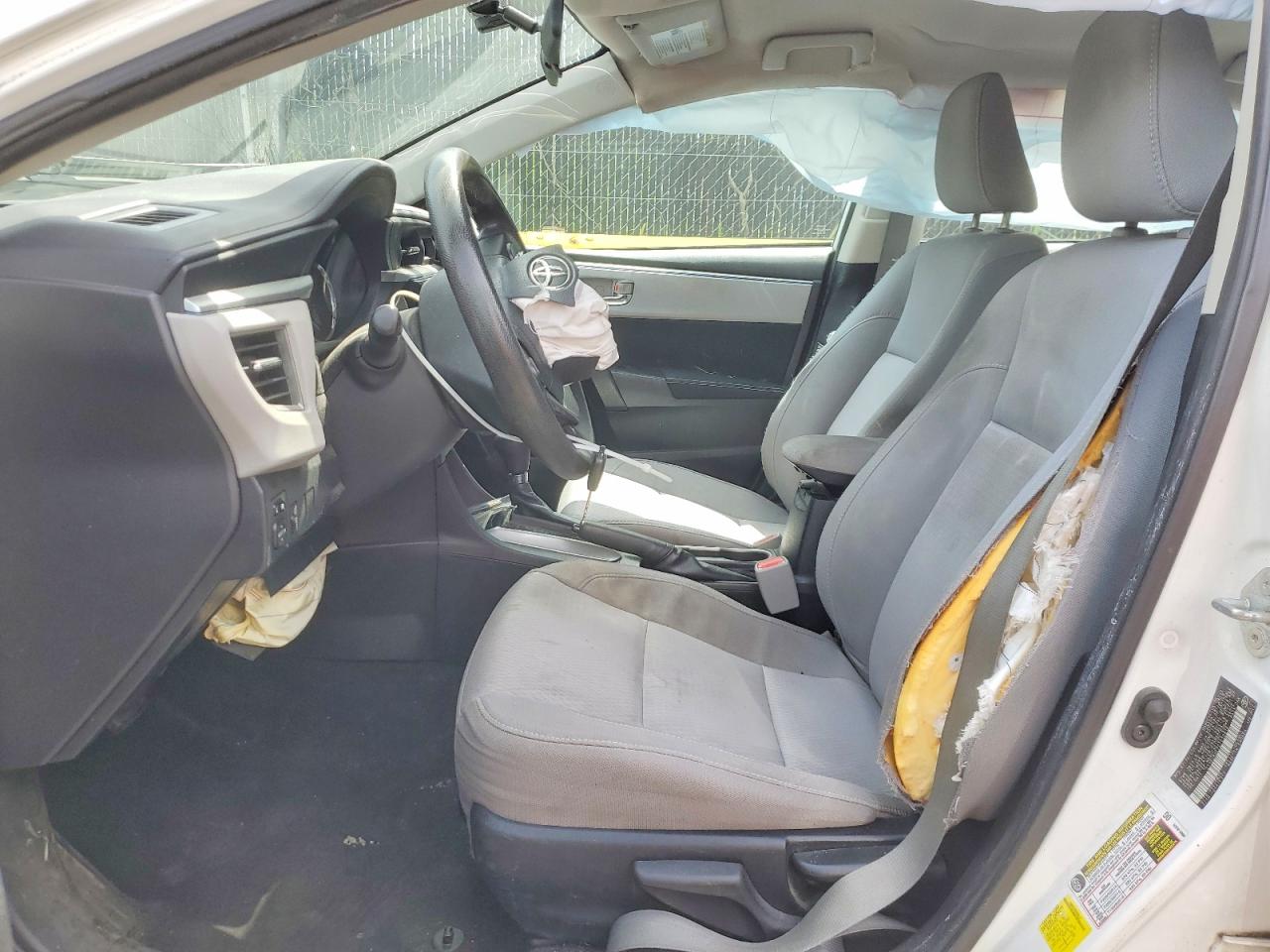 2014 Toyota Corolla Le White vin: 2T1BURHE2EC010818