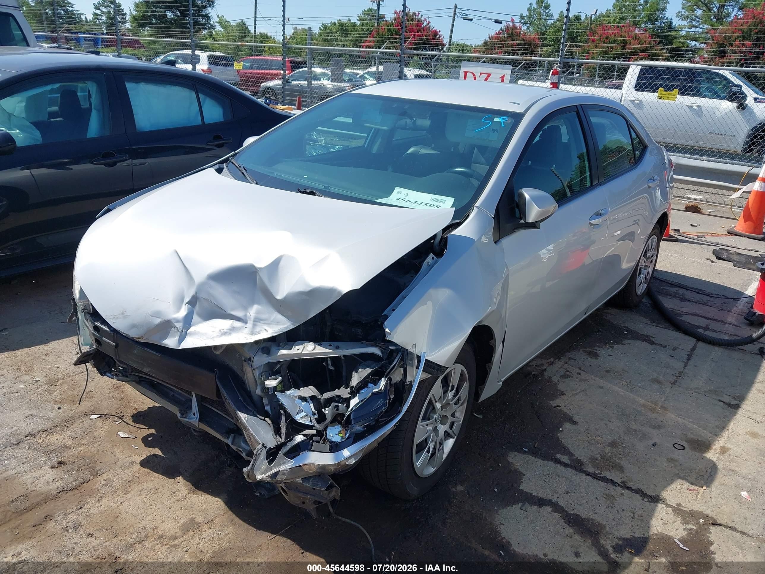 2014 Toyota Corolla S Silver vin: 2T1BURHE2EC018143