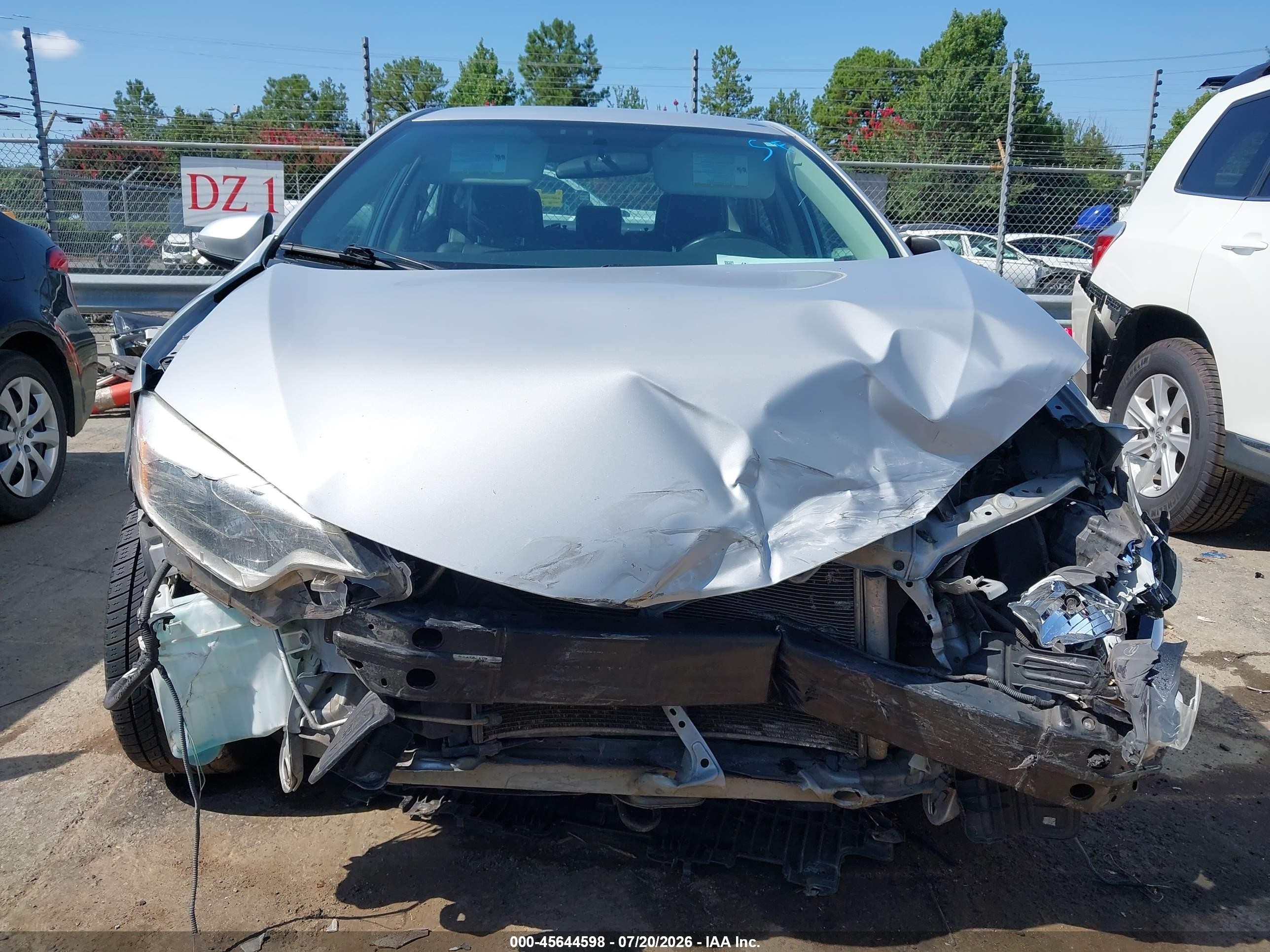 2014 Toyota Corolla S Silver vin: 2T1BURHE2EC018143