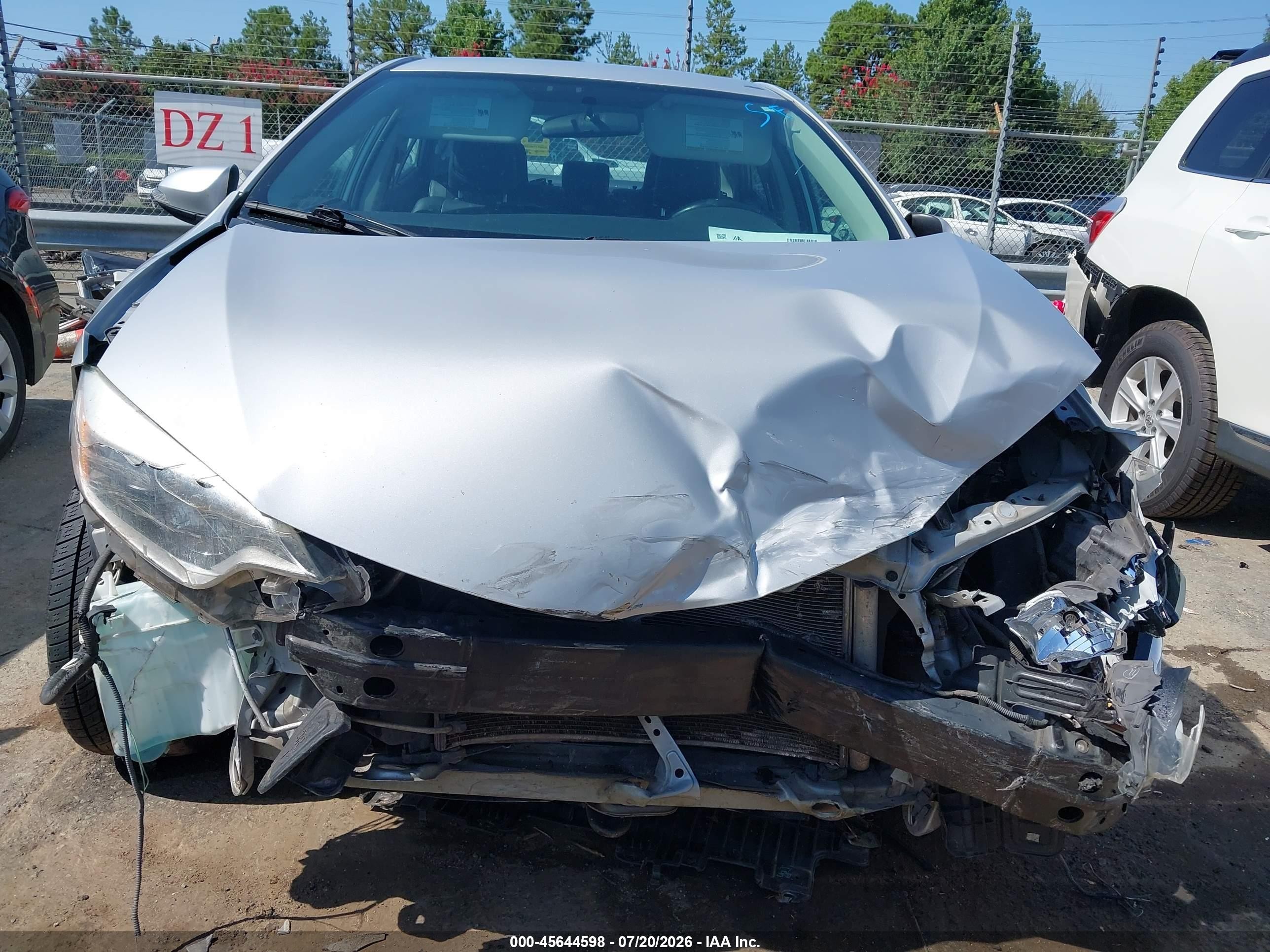2014 Toyota Corolla S Silver vin: 2T1BURHE2EC018143
