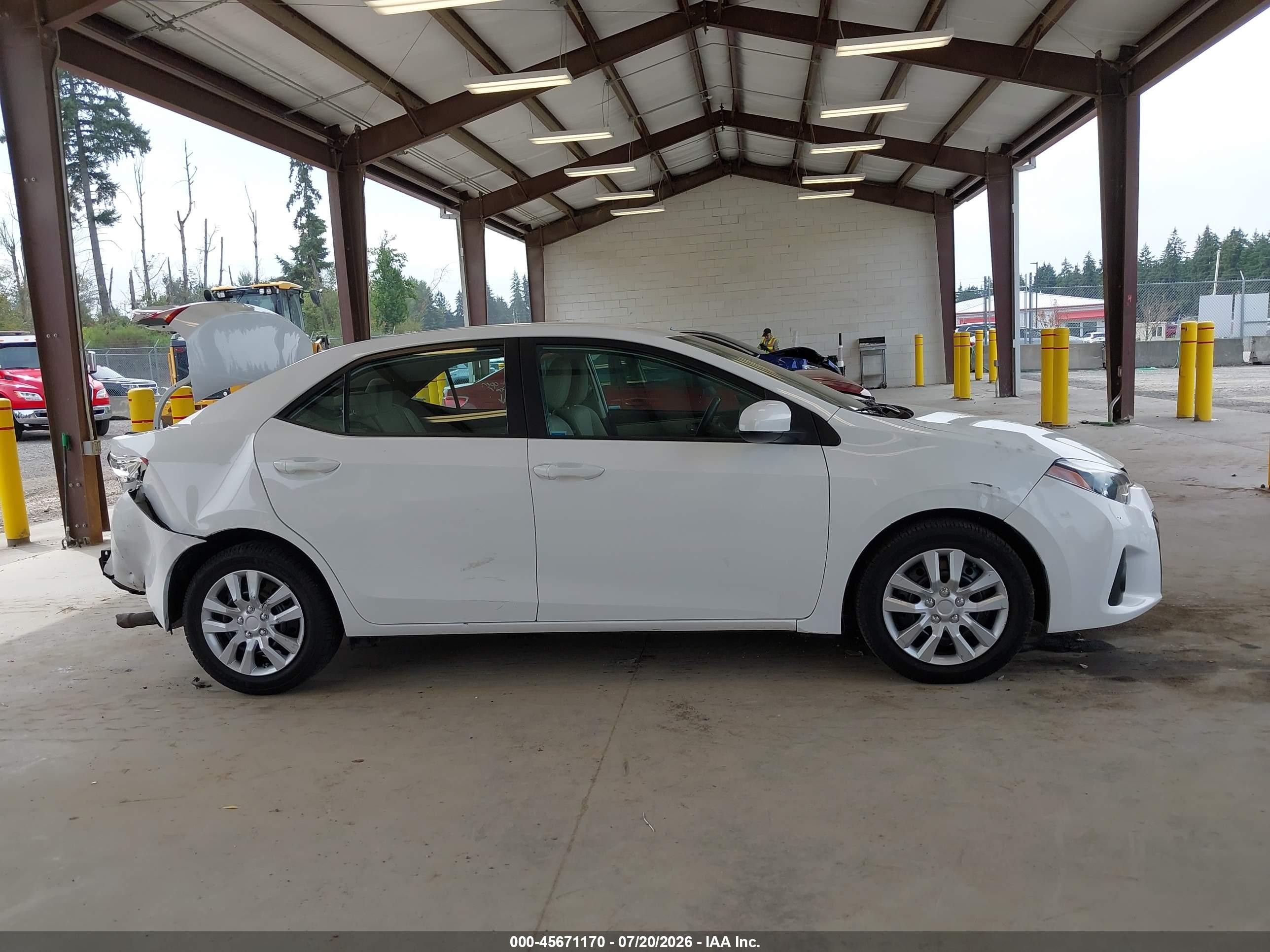 2014 Toyota Corolla Le White vin: 2T1BURHE2EC019308