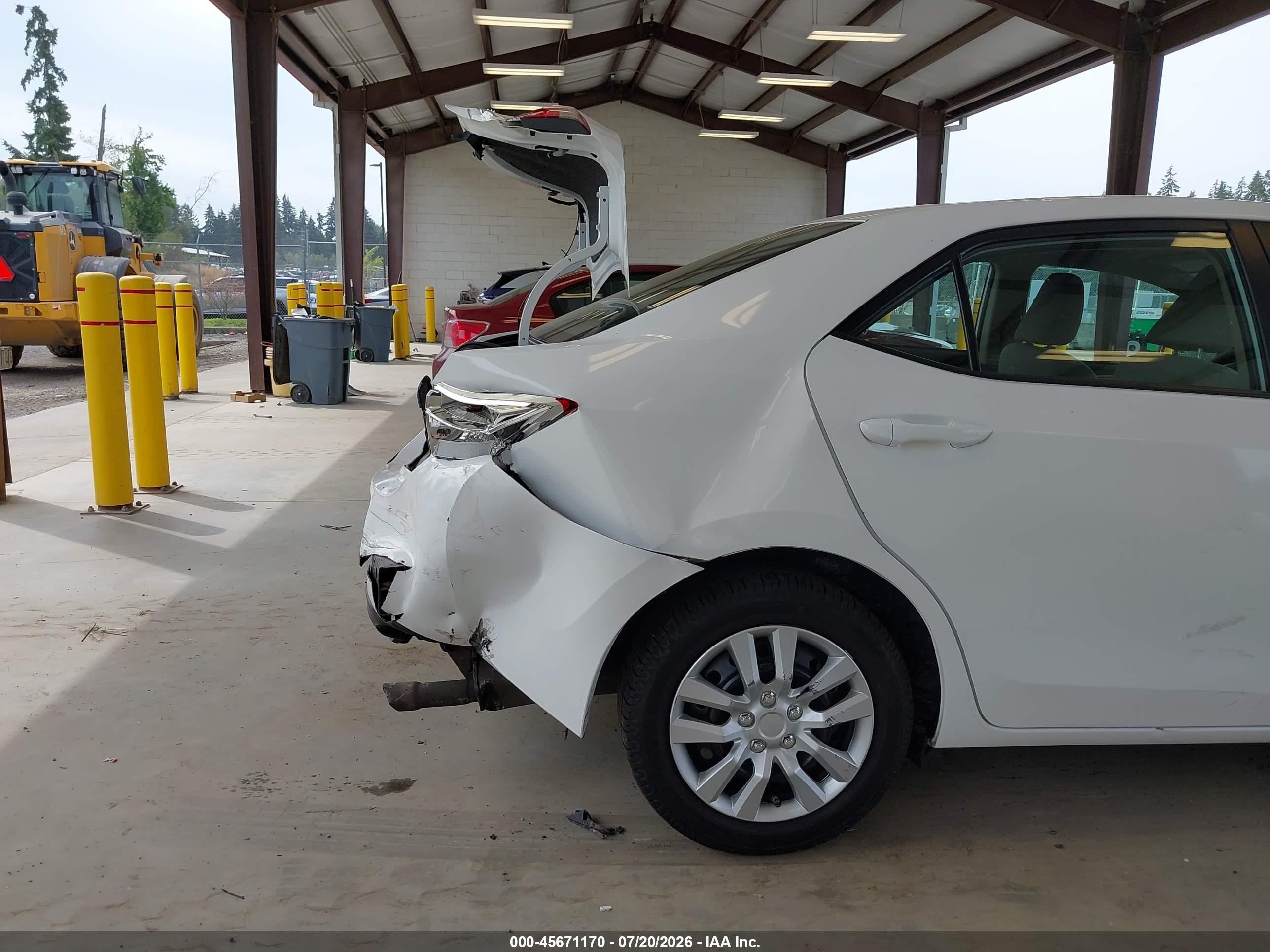 2014 Toyota Corolla Le White vin: 2T1BURHE2EC019308