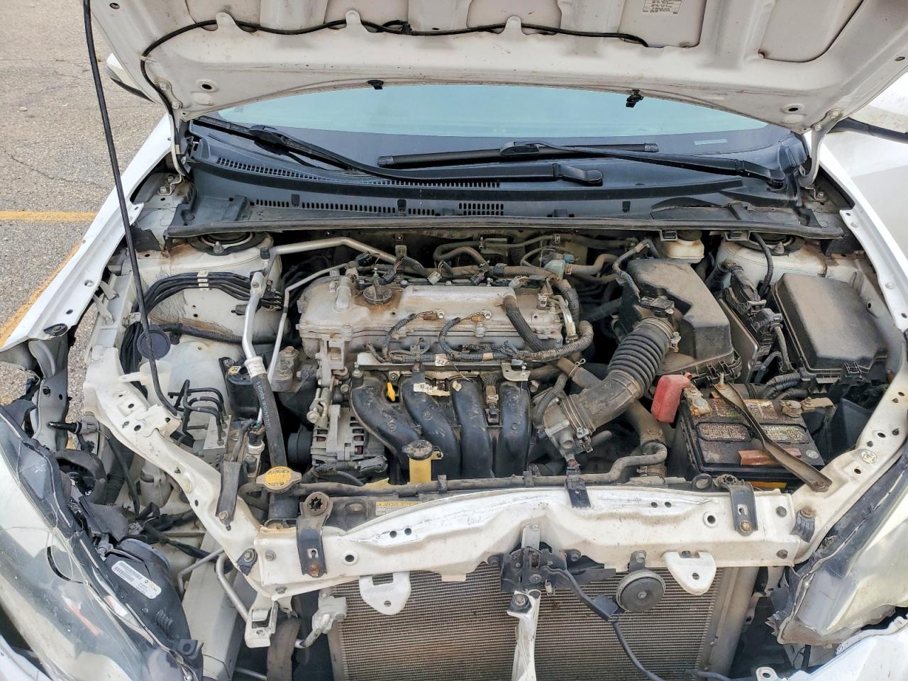 2014 Toyota Corolla S Plus Белый vin: 2T1BURHE2EC033094