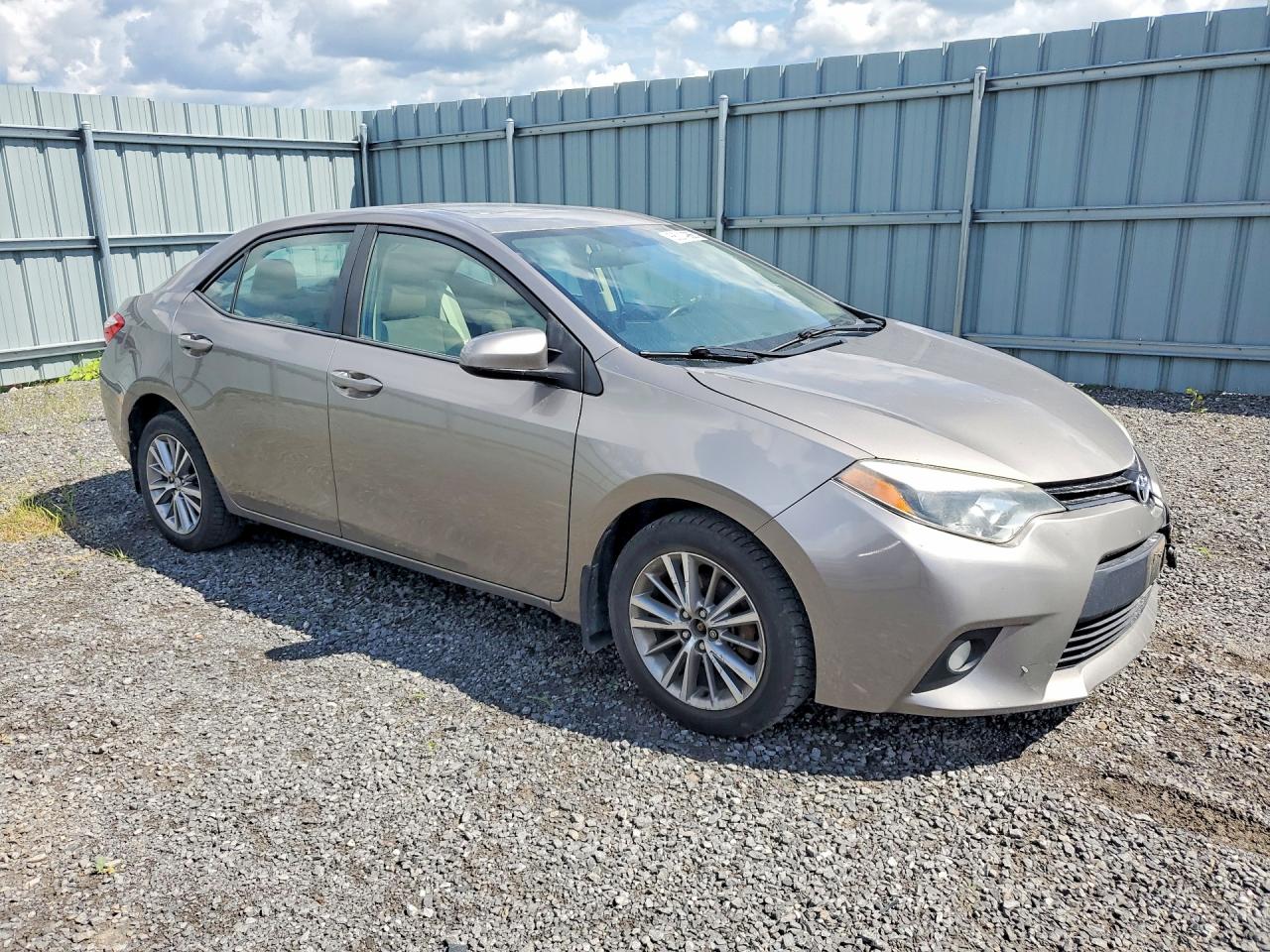 2014 Toyota Corolla Le Желто-коричневый vin: 2T1BURHE2EC040840