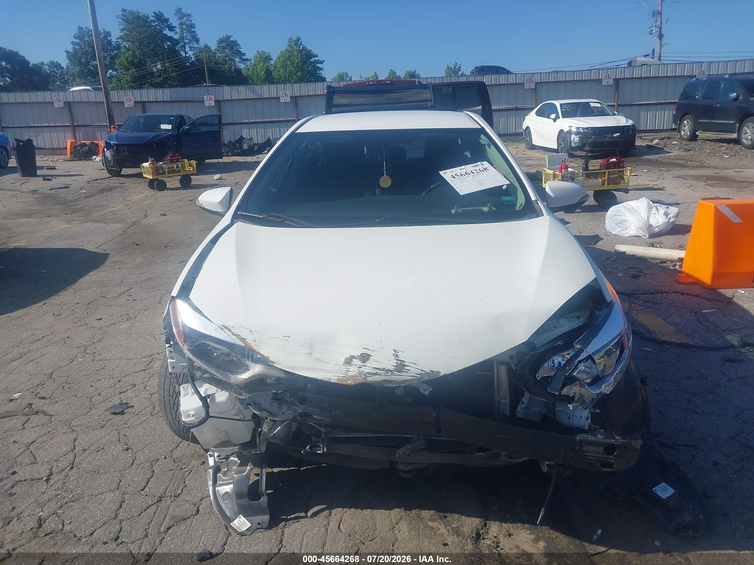 2014 Toyota Corolla S Plus Белый vin: 2T1BURHE2EC044032
