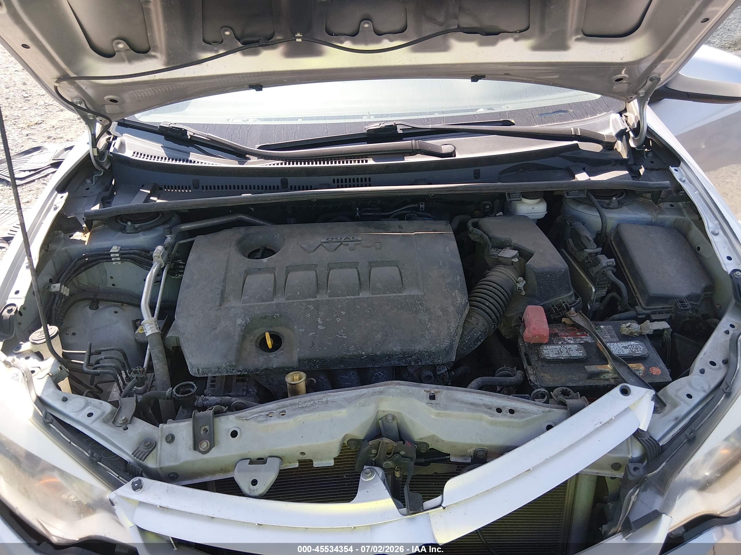 2014 Toyota Corolla Le Silver vin: 2T1BURHE2EC062952