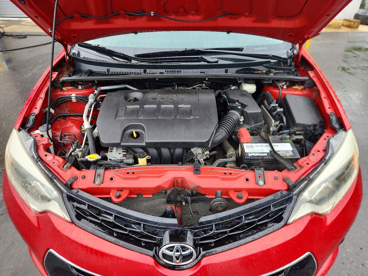 2014 Toyota Corolla S Plus Красный vin: 2T1BURHE2EC063180