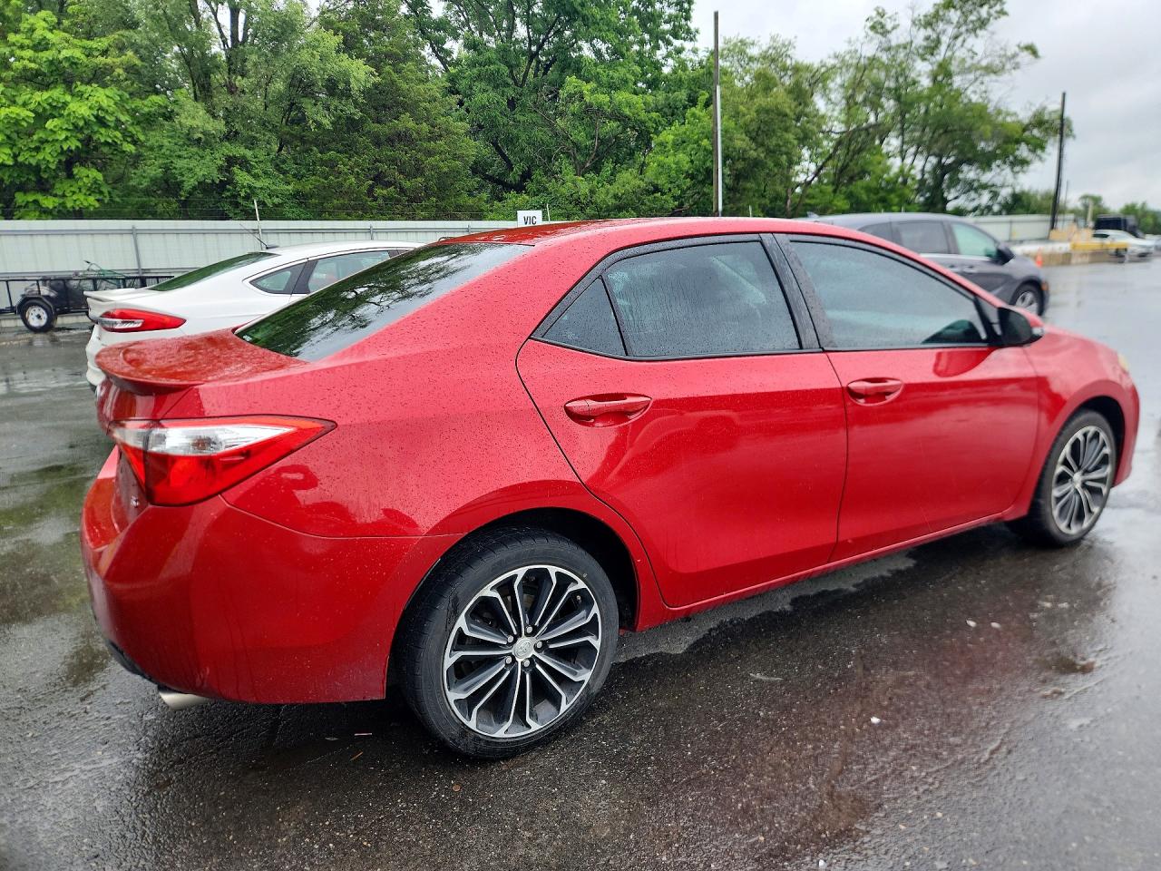 2014 Toyota Corolla S Plus Красный vin: 2T1BURHE2EC063180