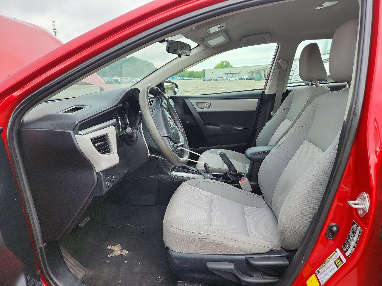 2014 Toyota Corolla Le Red vin: 2T1BURHE2EC068461