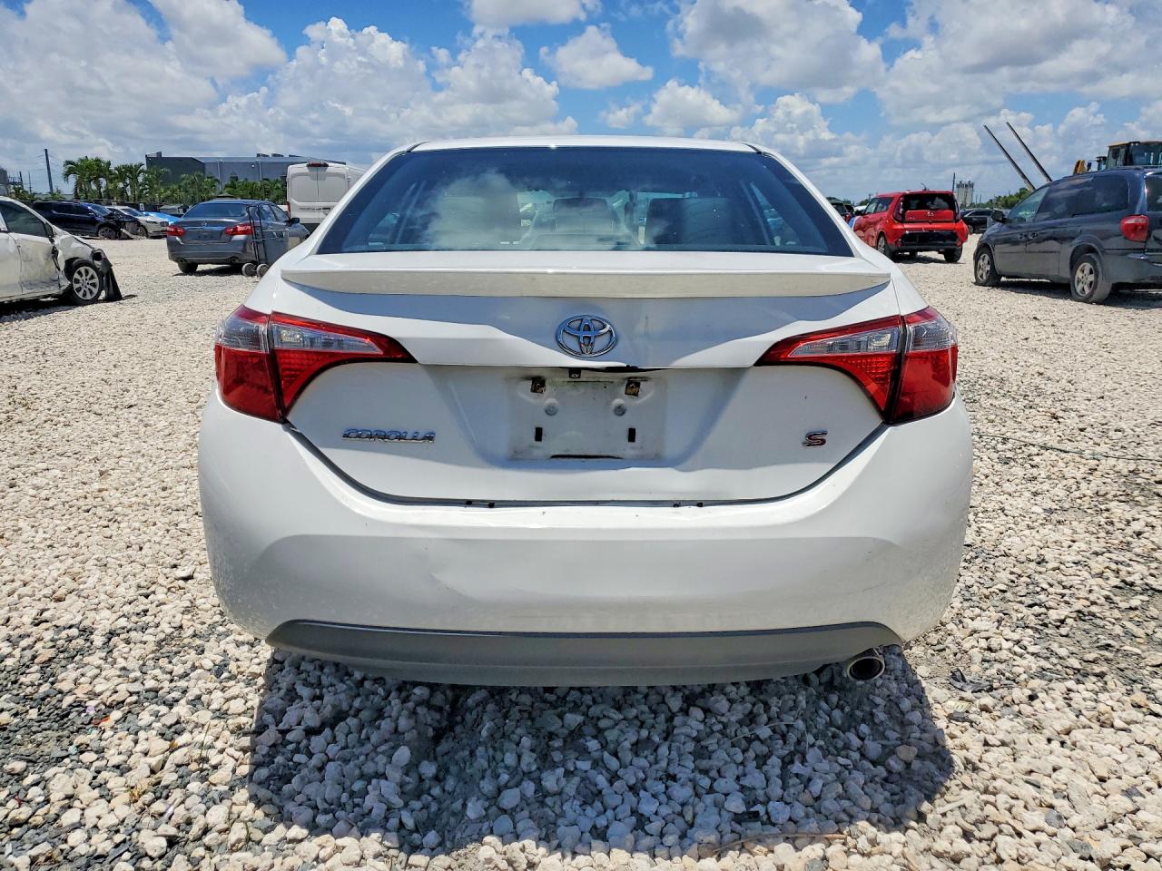 2014 Toyota Corolla S Plus White vin: 2T1BURHE2EC079847