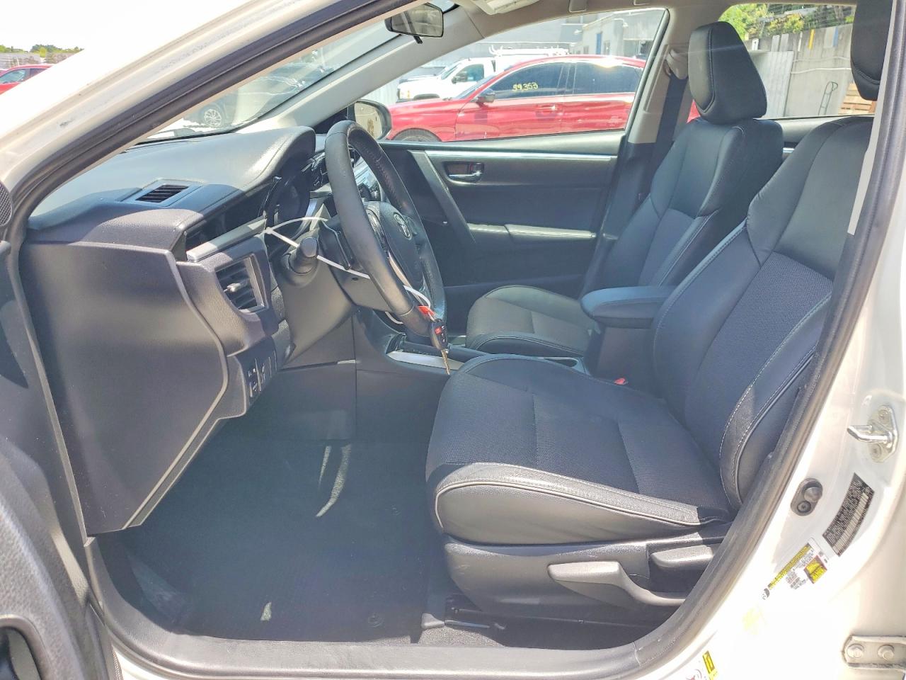 2014 Toyota Corolla S Plus White vin: 2T1BURHE2EC079847