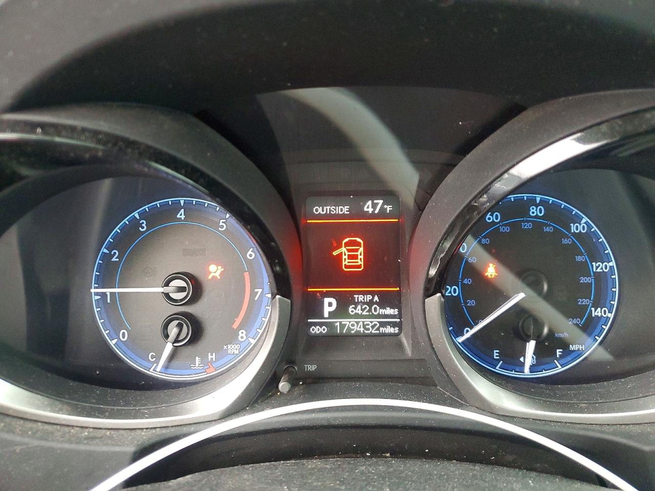 2014 Toyota Corolla S Plus Red vin: 2T1BURHE2EC096163