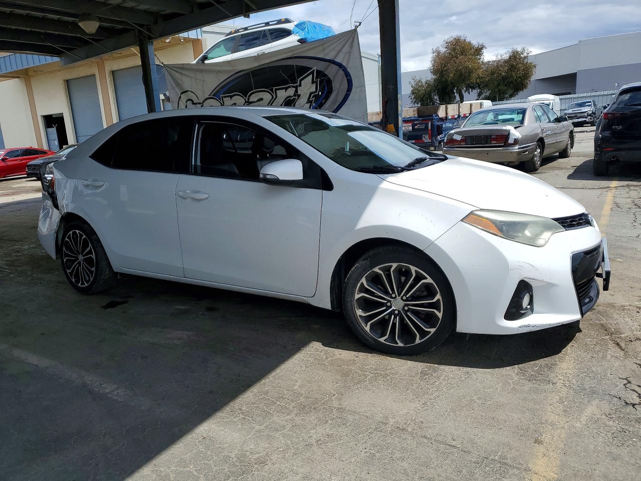 2014 Toyota Corolla S Plus White vin: 2T1BURHE2EC108635