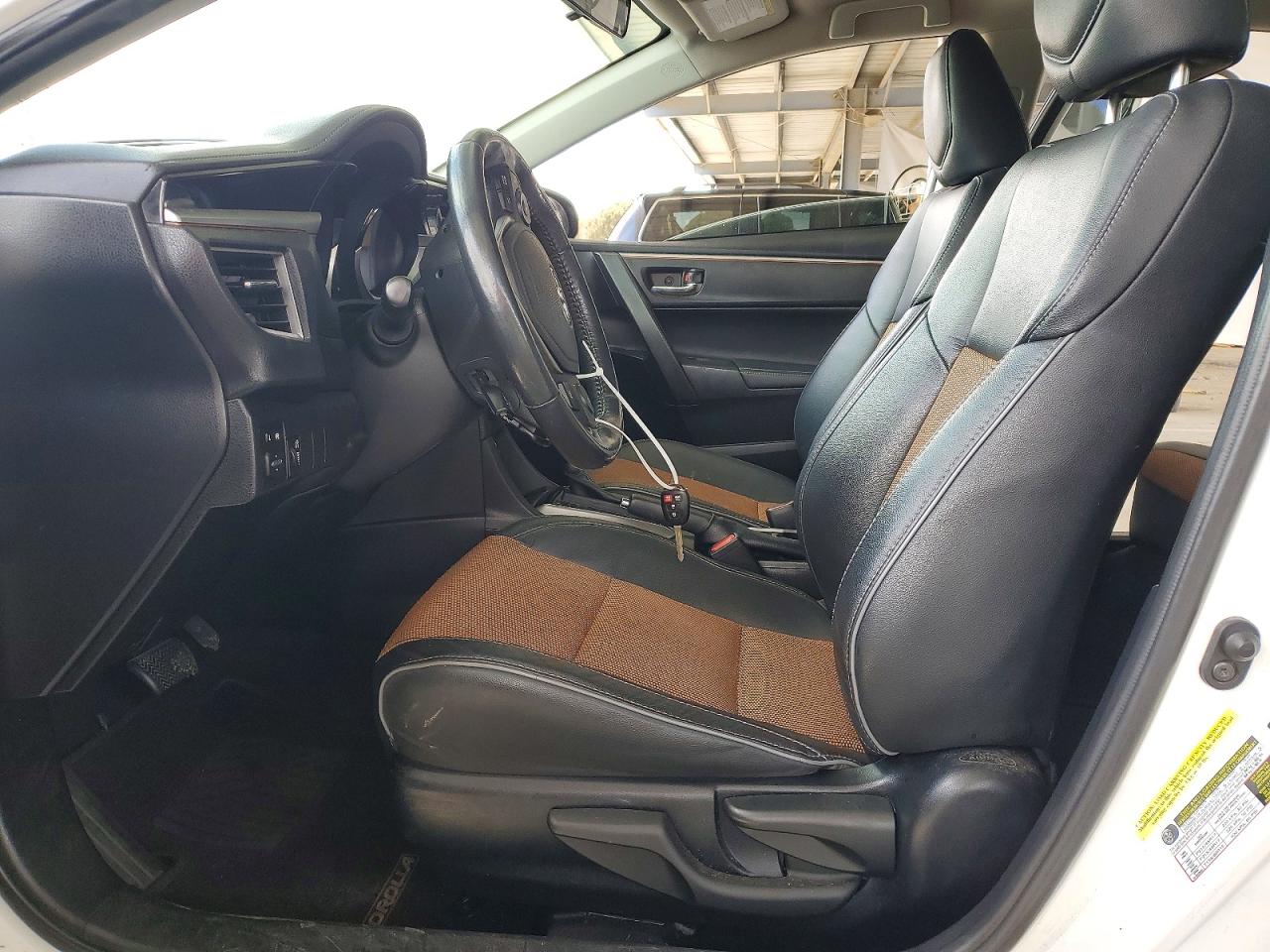 2014 Toyota Corolla S Plus White vin: 2T1BURHE2EC108635