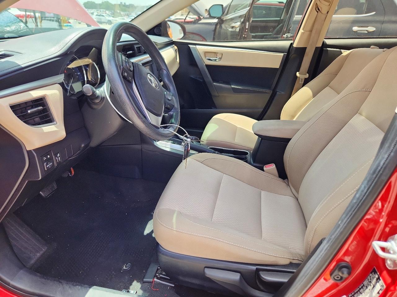 2014 Toyota Corolla Le Red vin: 2T1BURHE2EC130845
