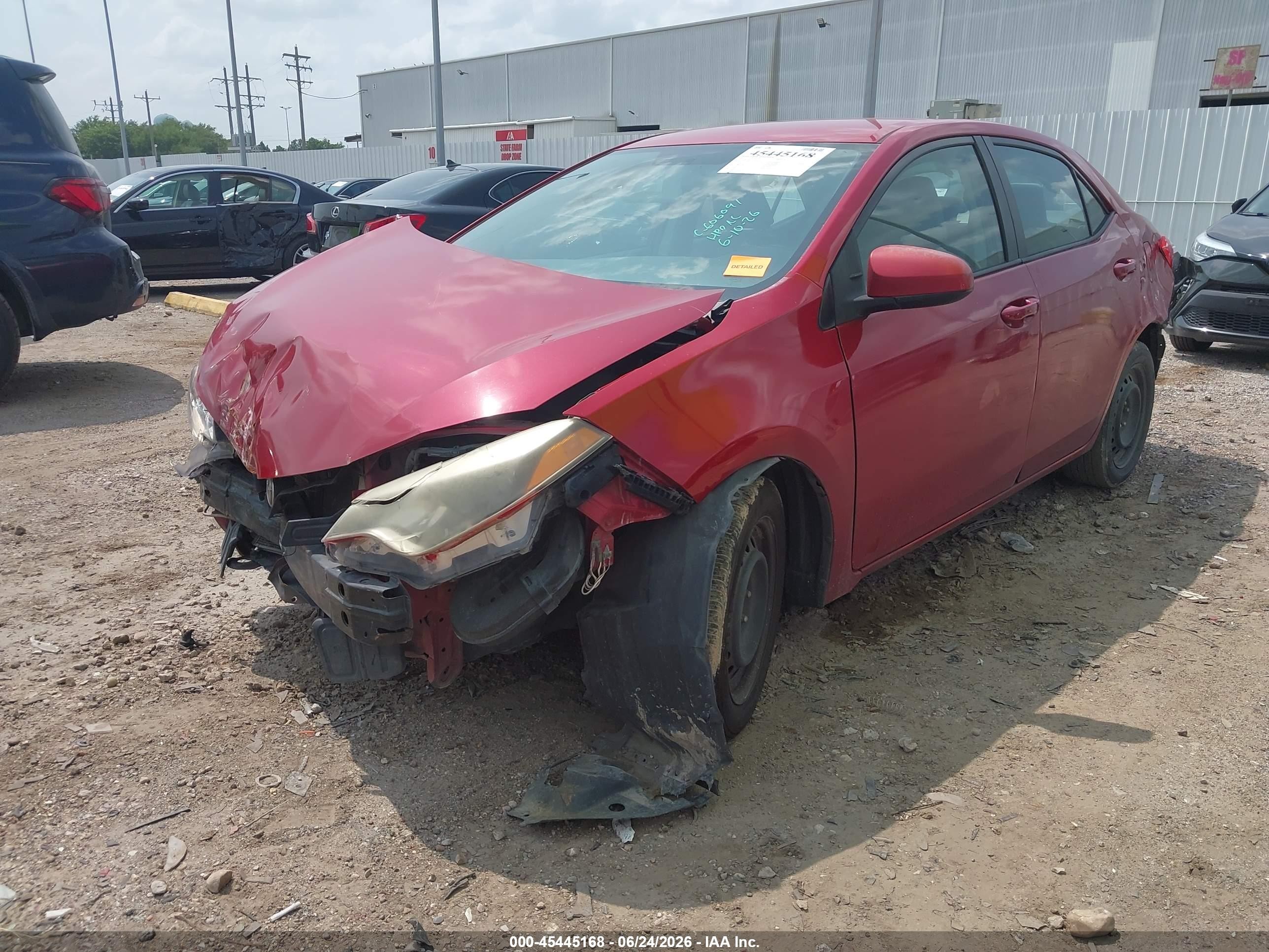 2014 Toyota Corolla Le Red vin: 2T1BURHE2EC134331