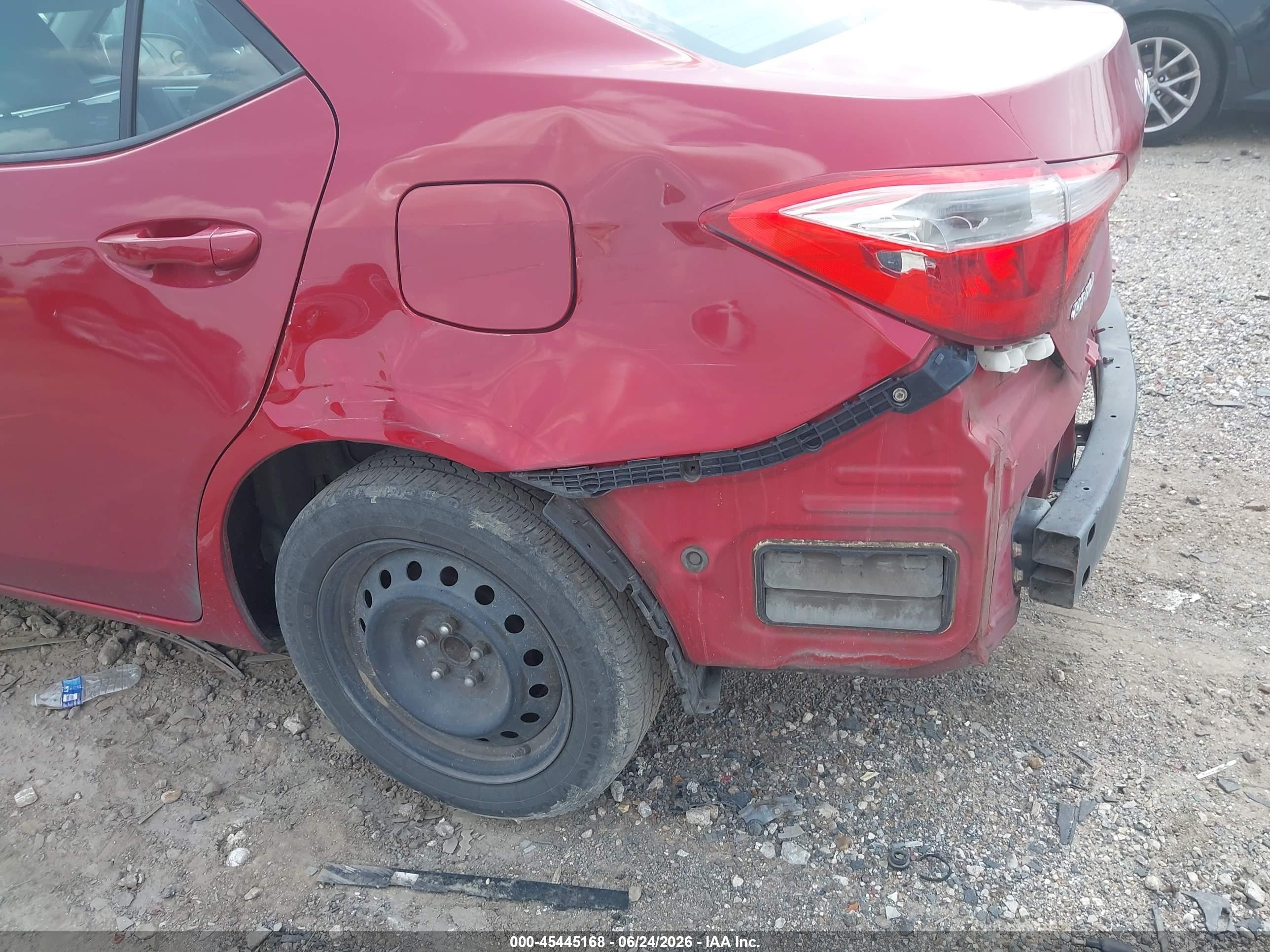 2014 Toyota Corolla Le Red vin: 2T1BURHE2EC134331
