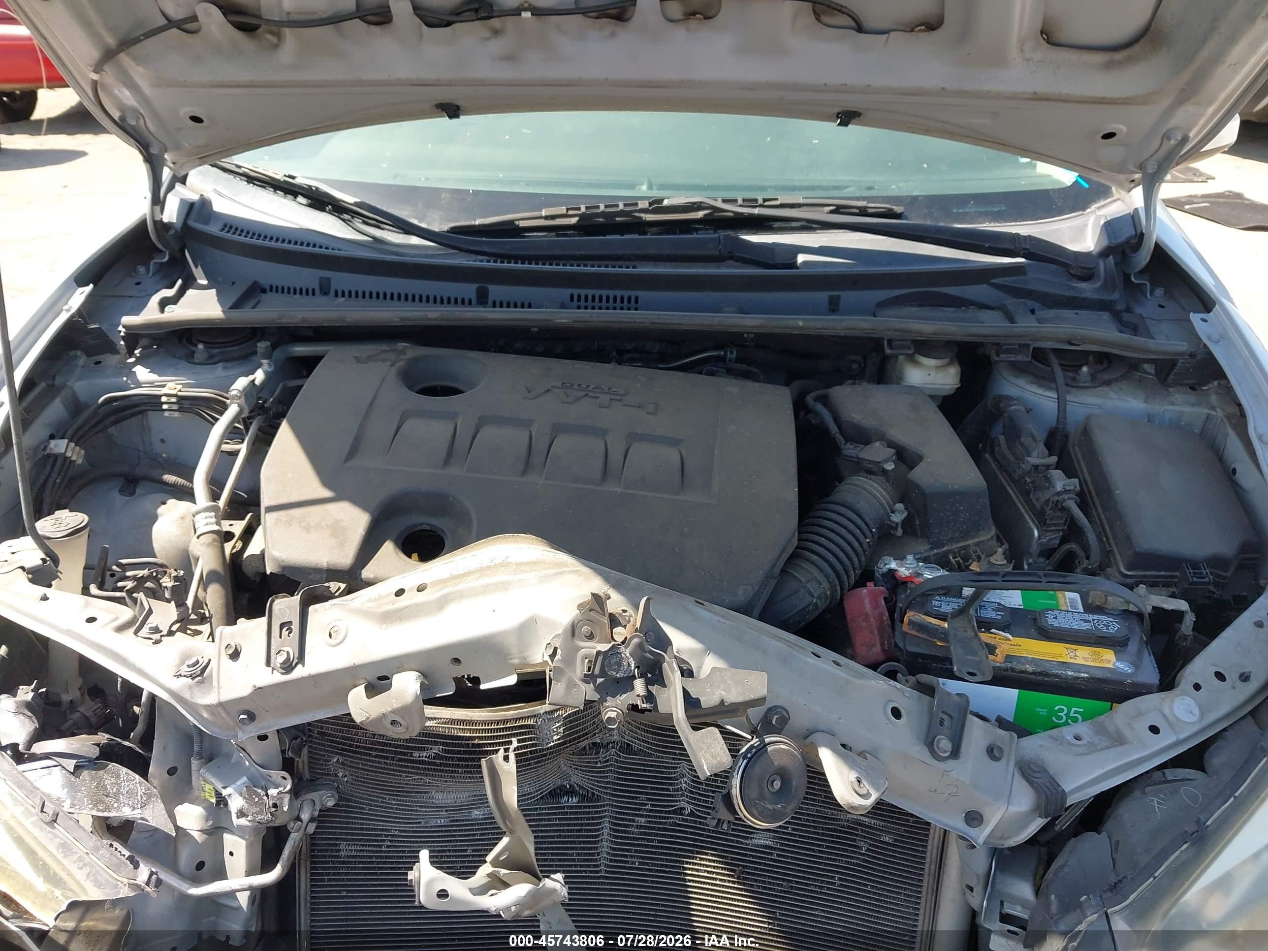 2014 Toyota Corolla Le White vin: 2T1BURHE2EC137438