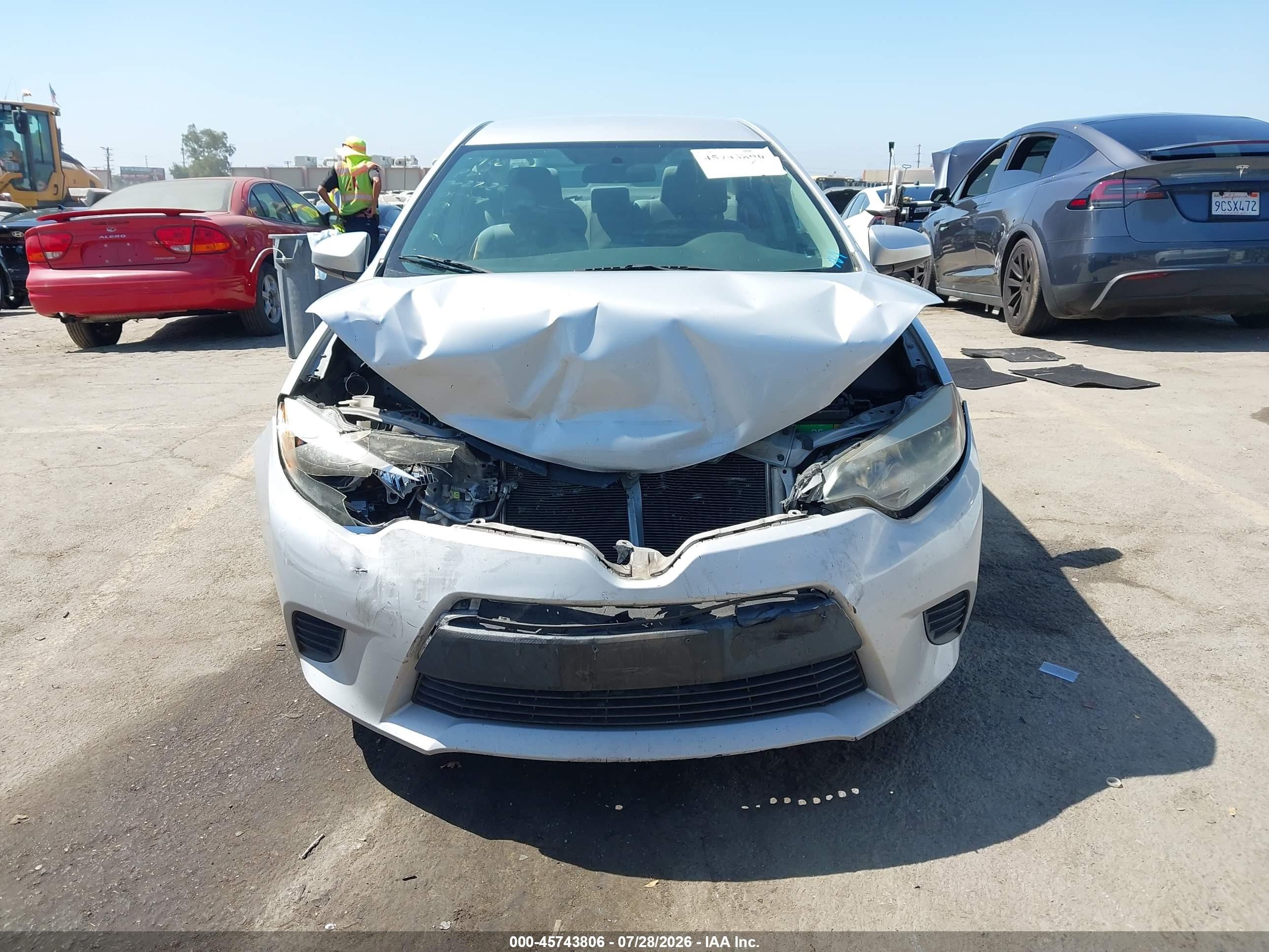 2014 Toyota Corolla Le White vin: 2T1BURHE2EC137438