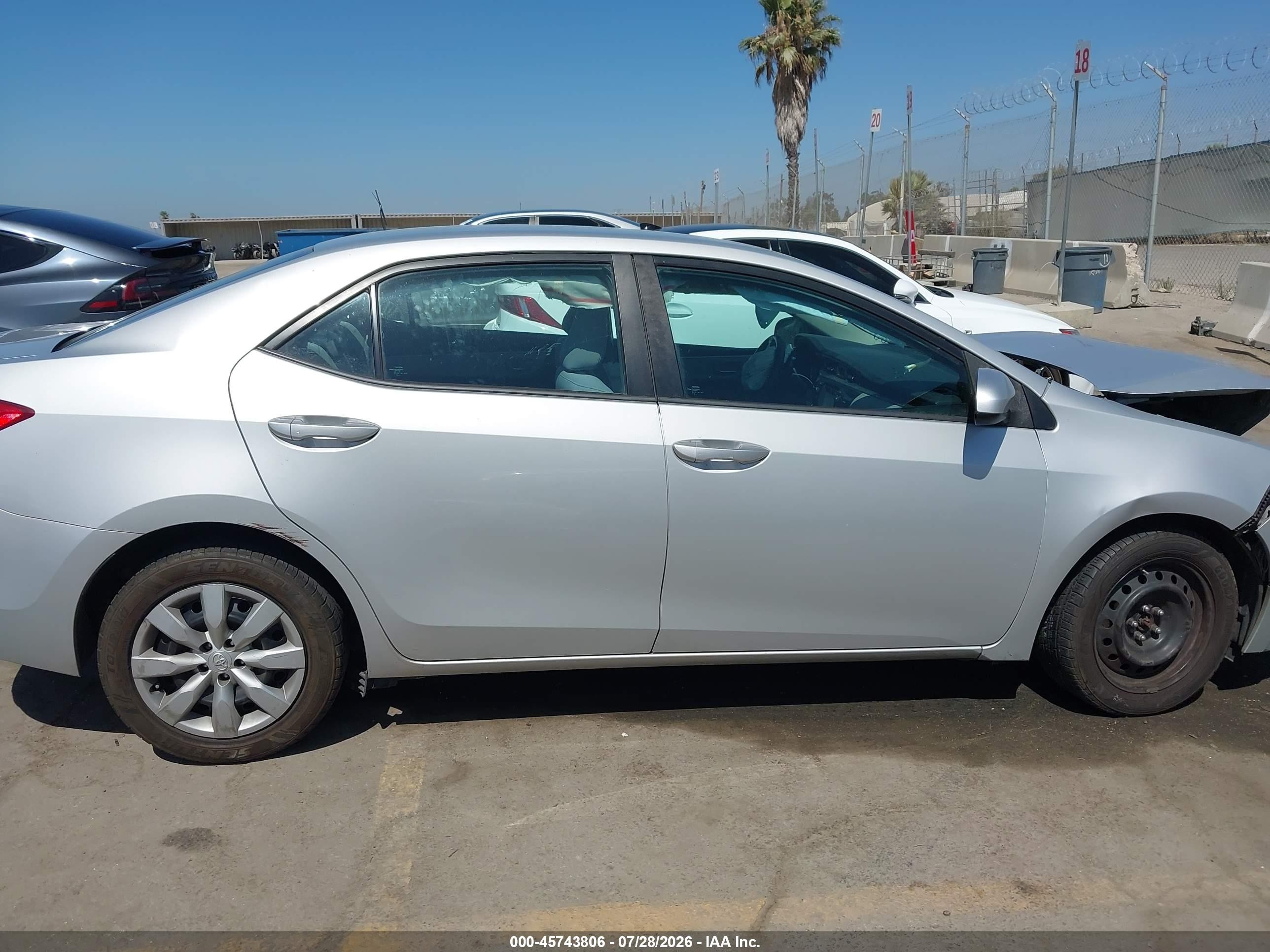 2014 Toyota Corolla Le White vin: 2T1BURHE2EC137438