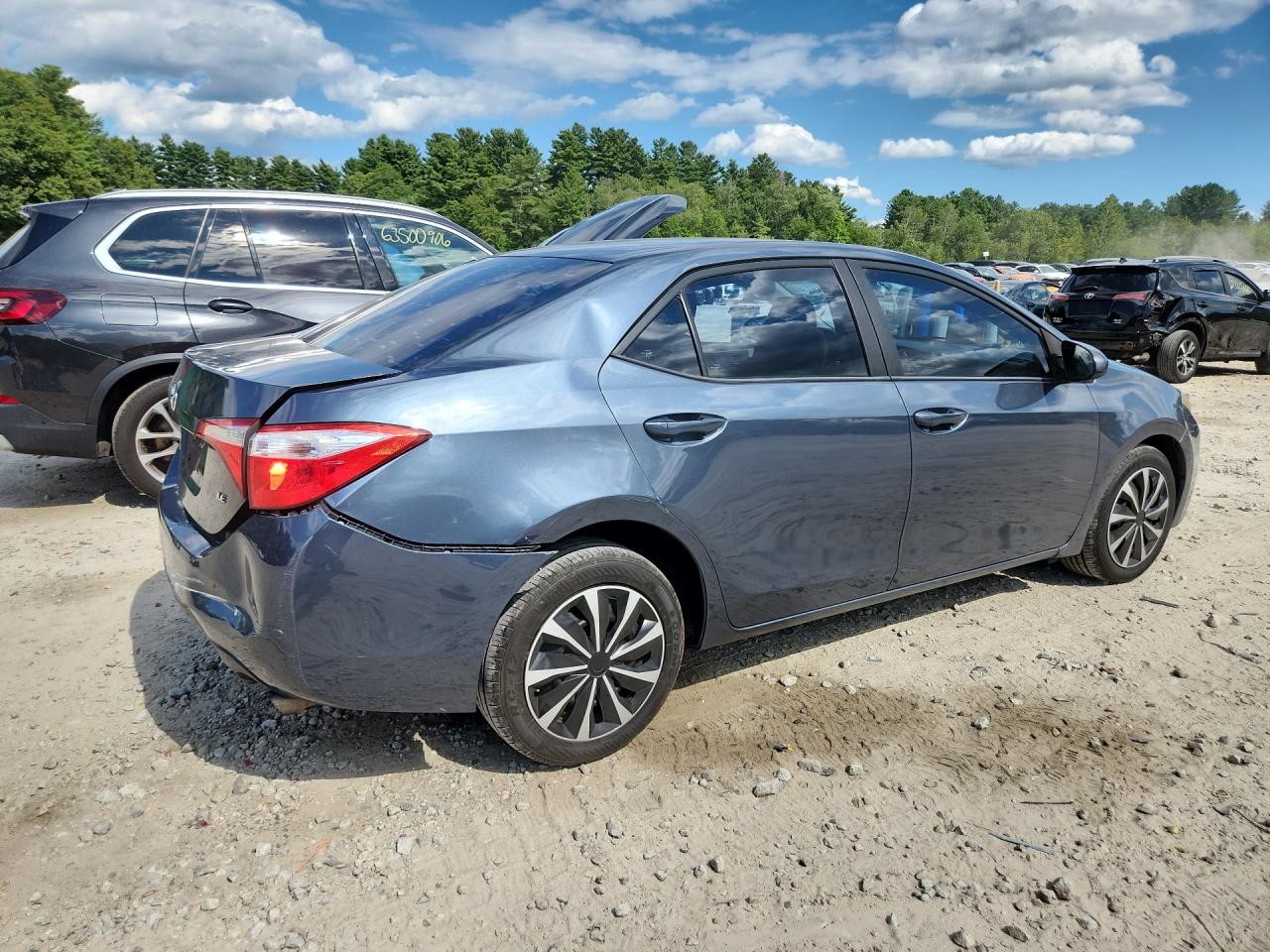 2014 Toyota Corolla Le Blue vin: 2T1BURHE2EC139481