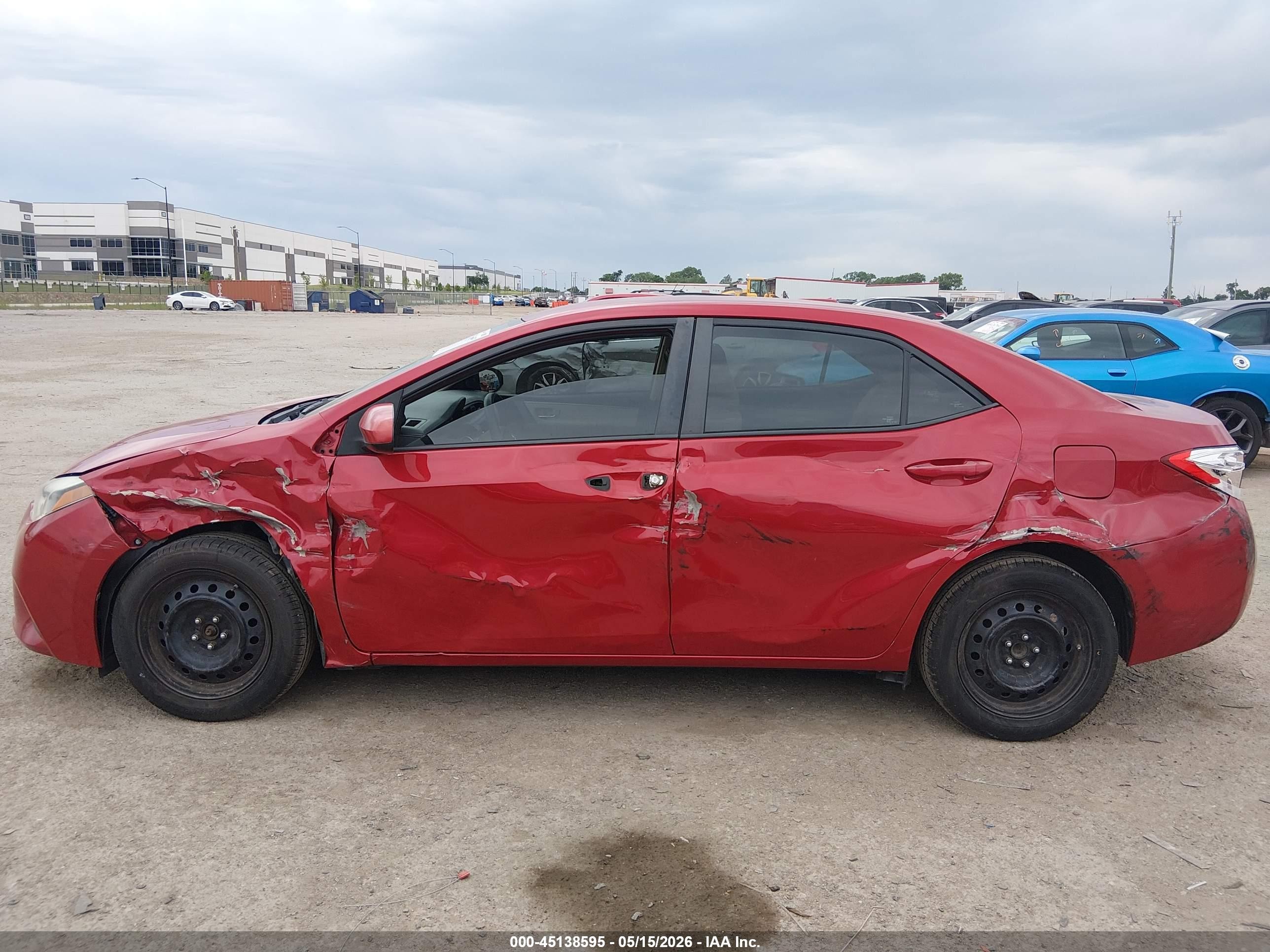 2014 Toyota Corolla Le Red vin: 2T1BURHE2EC170598