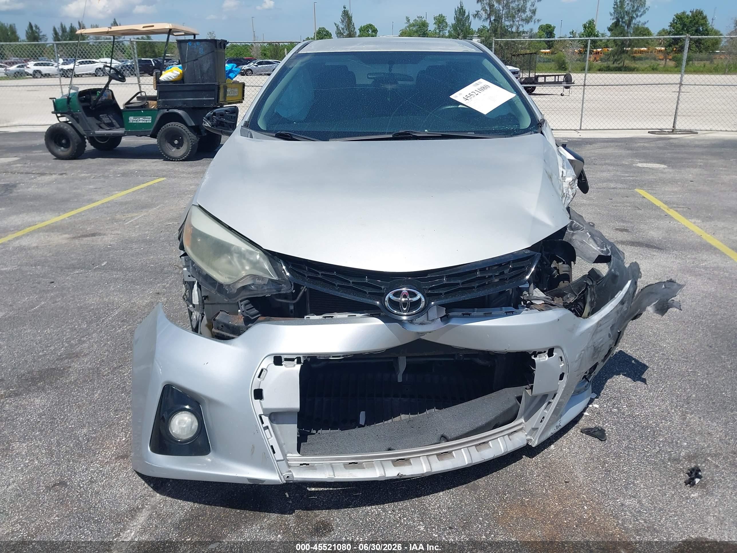2014 Toyota Corolla S Plus Silver vin: 2T1BURHE2EC171783