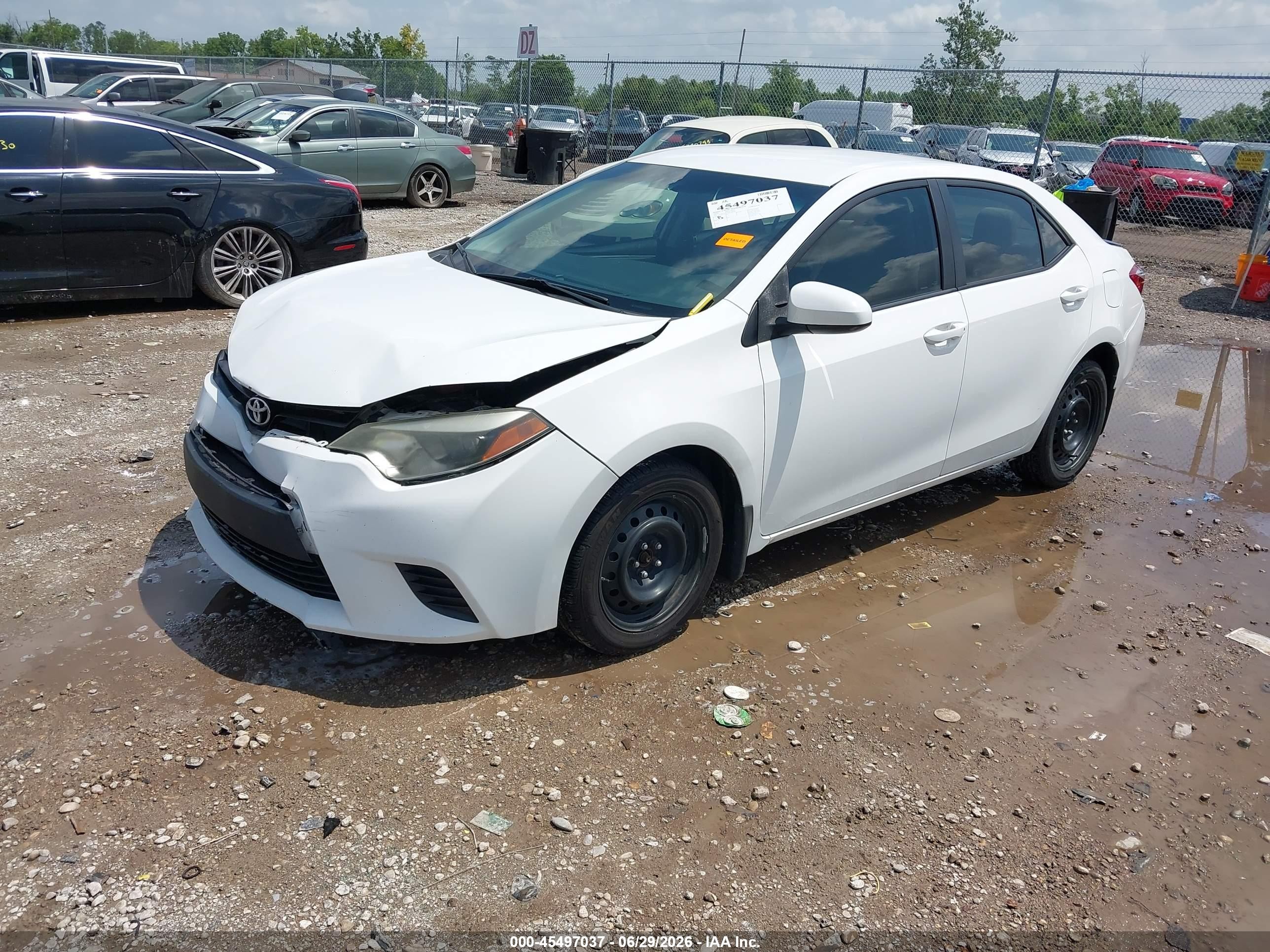 2014 Toyota Corolla Le White vin: 2T1BURHE2EC202496