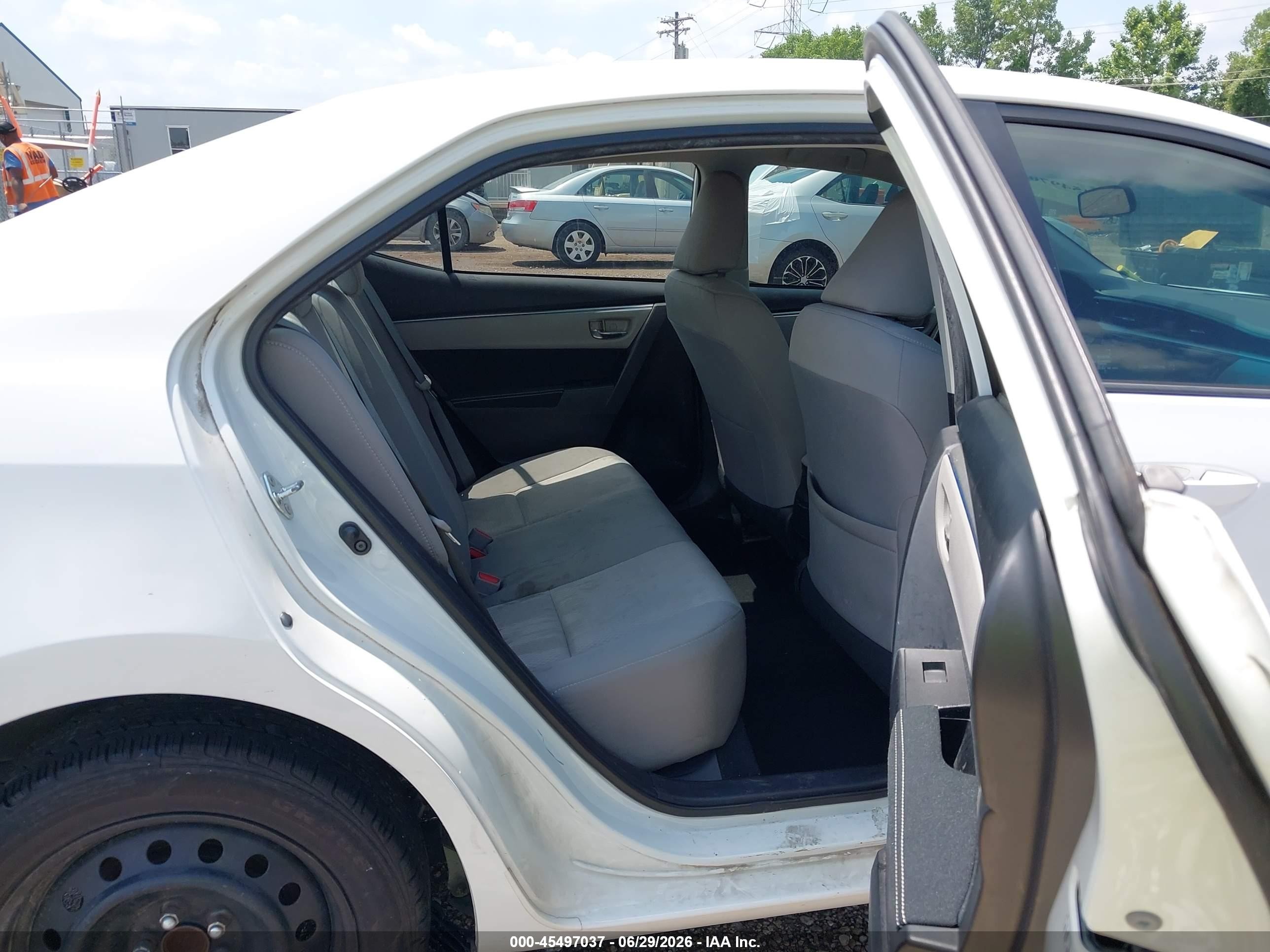 2014 Toyota Corolla Le White vin: 2T1BURHE2EC202496