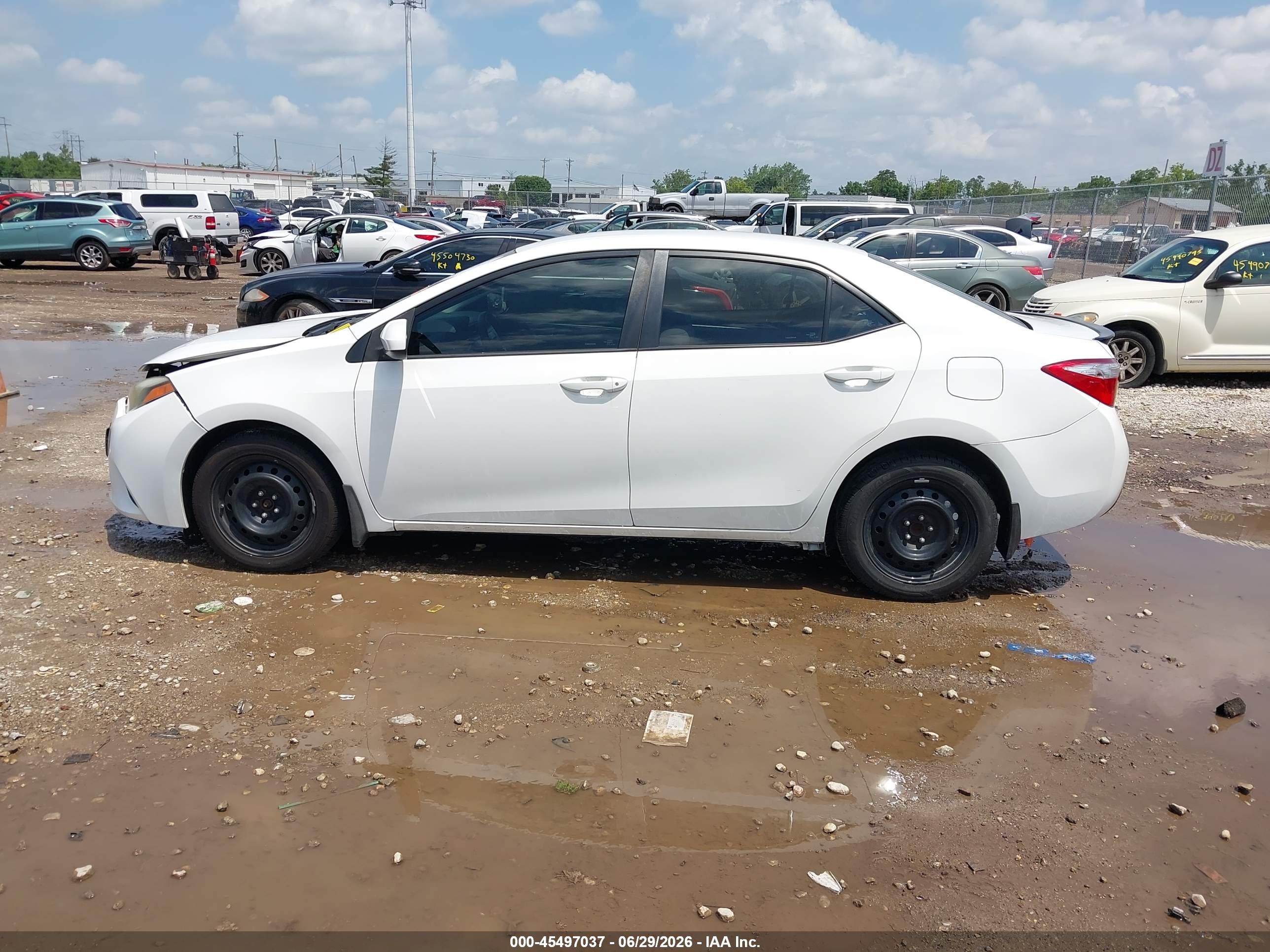 2014 Toyota Corolla Le White vin: 2T1BURHE2EC202496
