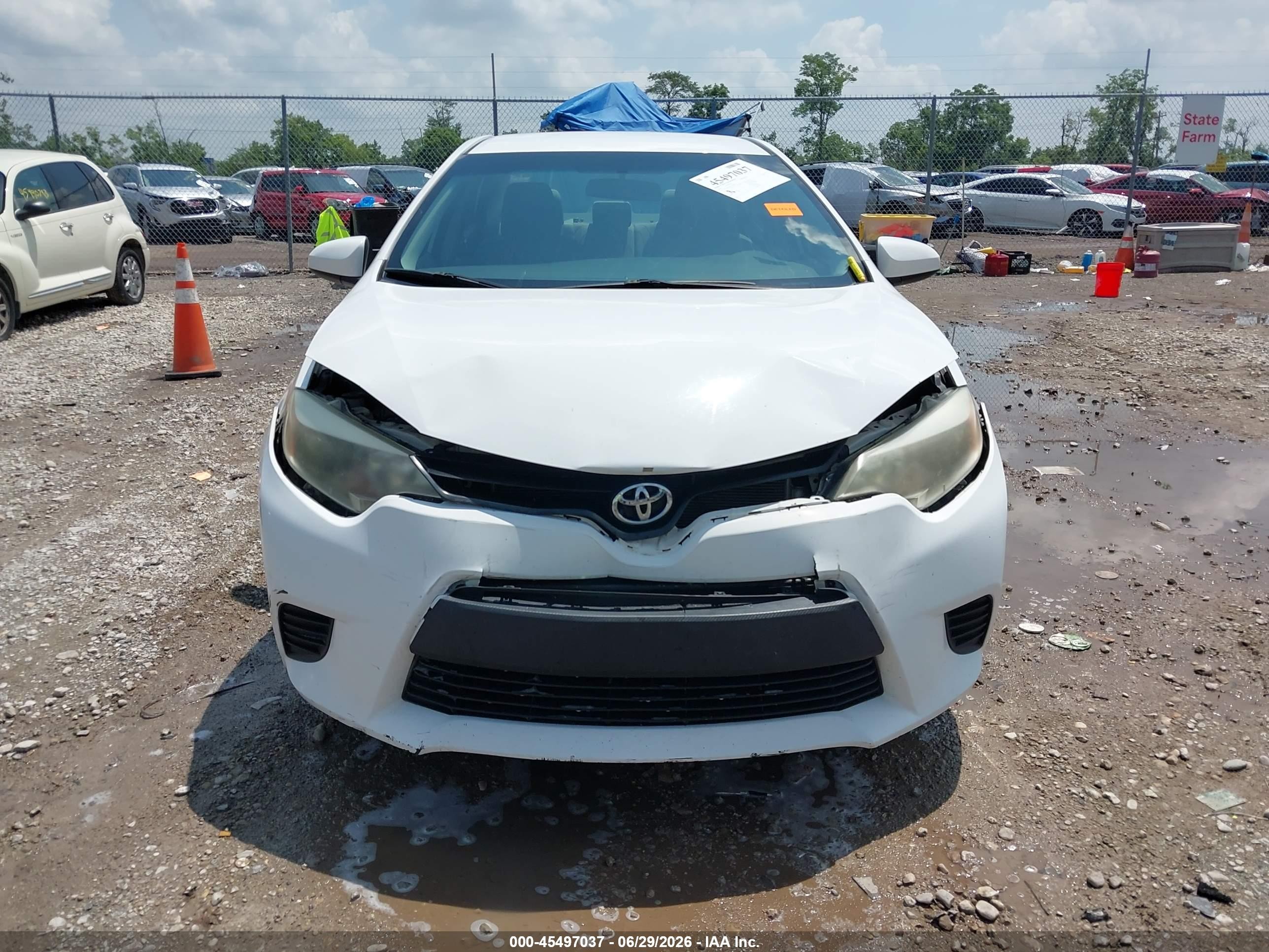 2014 Toyota Corolla Le White vin: 2T1BURHE2EC202496