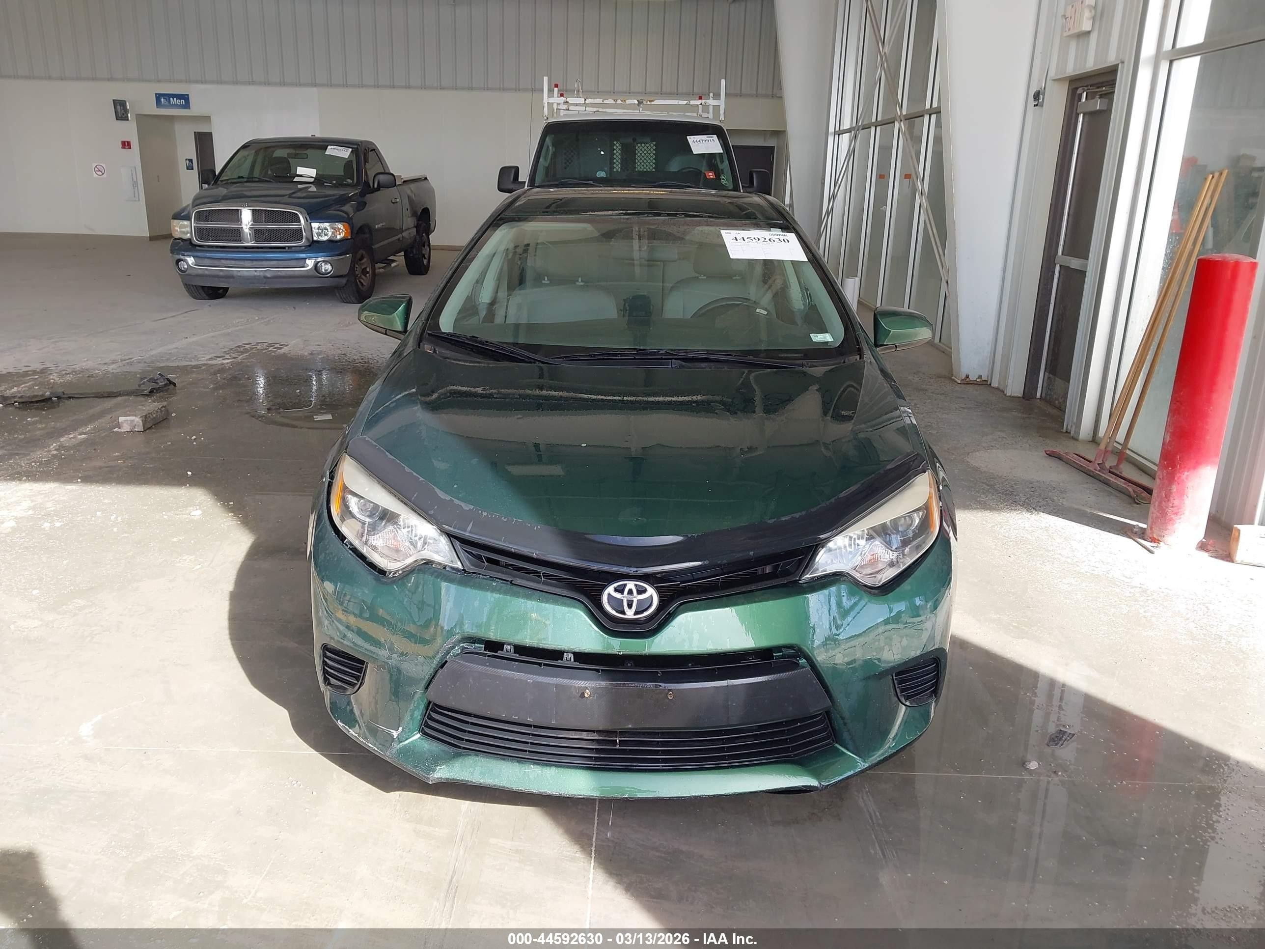 2014 Toyota Corolla Le Green vin: 2T1BURHE2EC206841