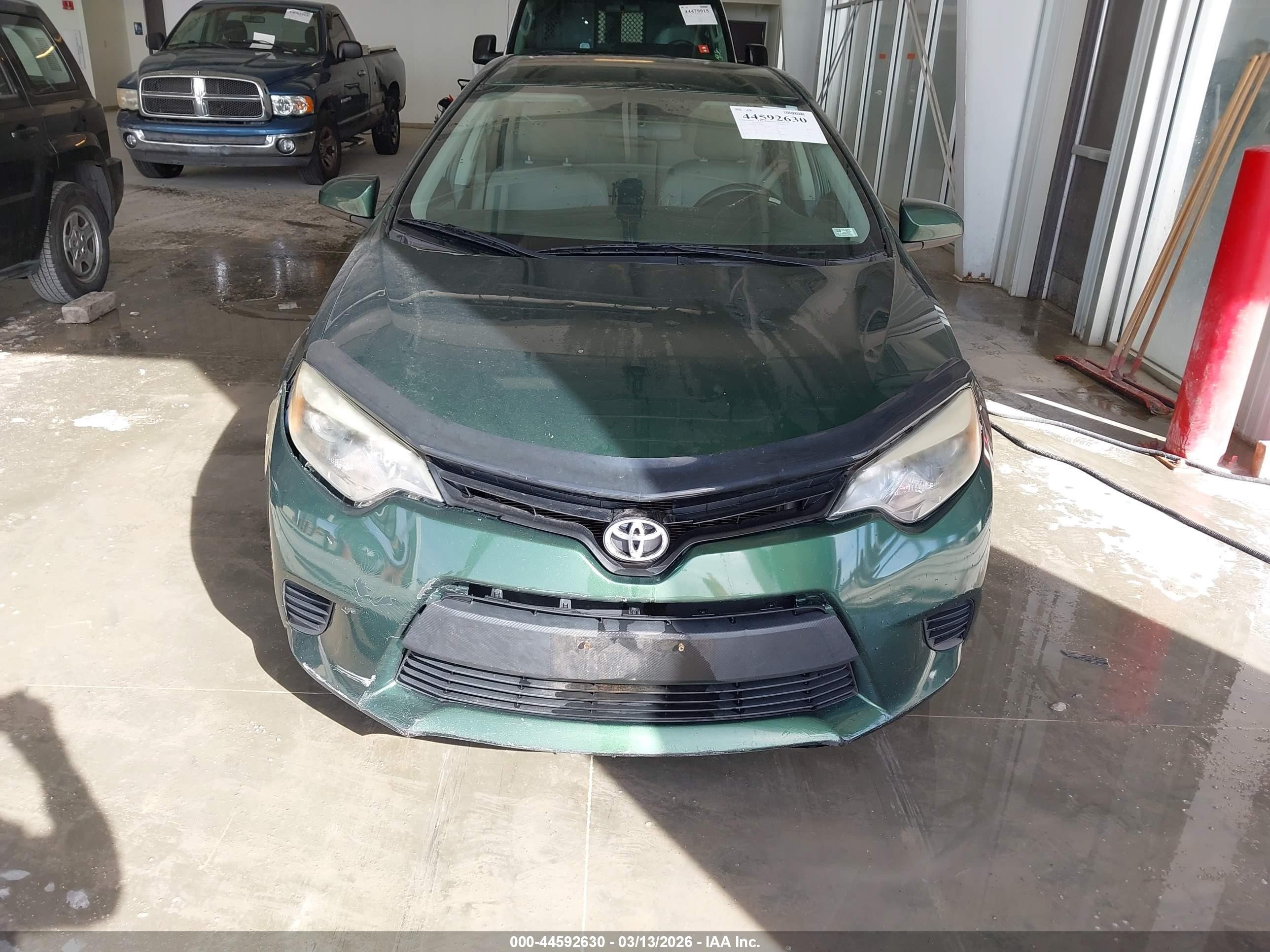 2014 Toyota Corolla Le Green vin: 2T1BURHE2EC206841