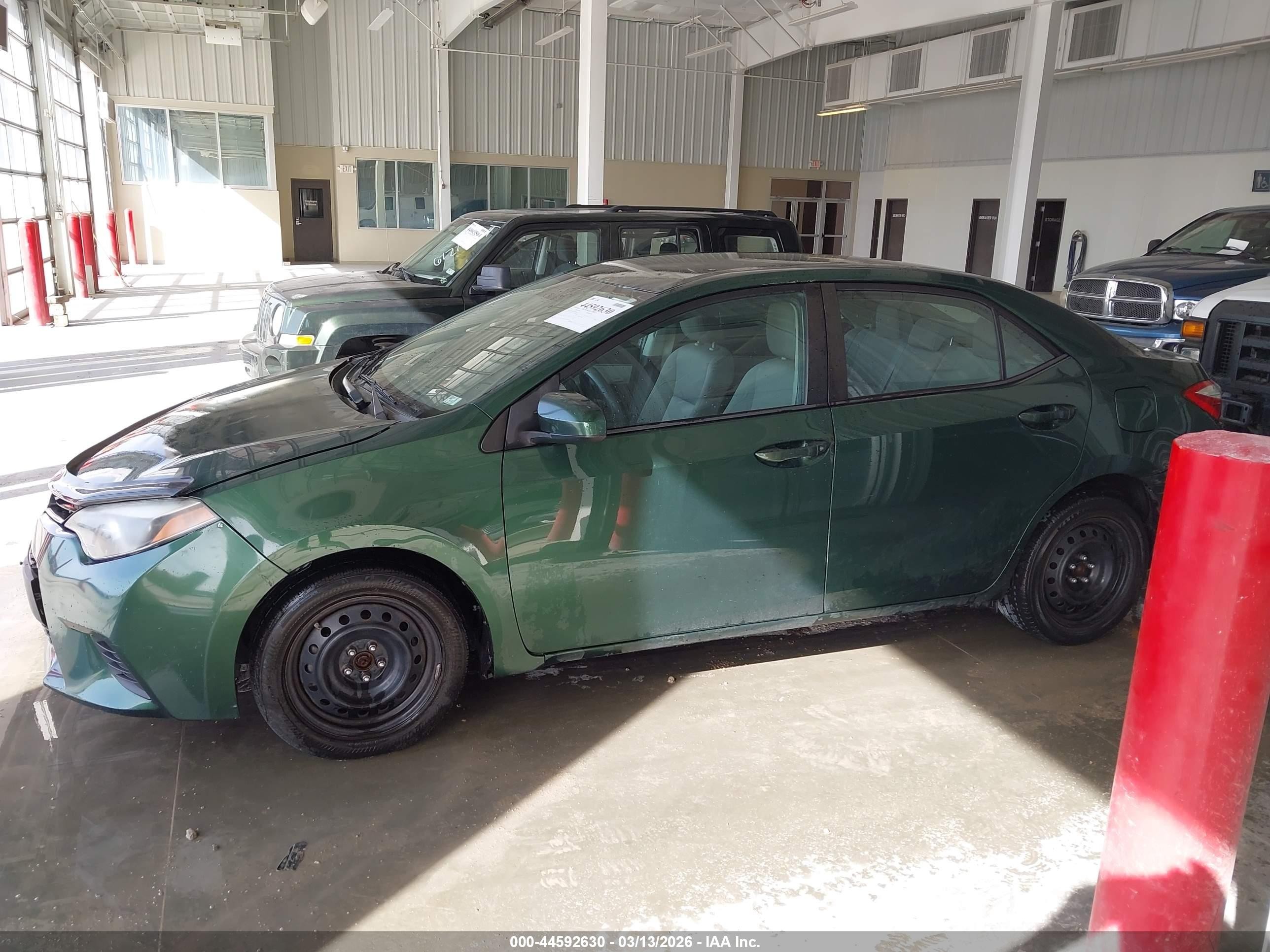 2014 Toyota Corolla Le Green vin: 2T1BURHE2EC206841