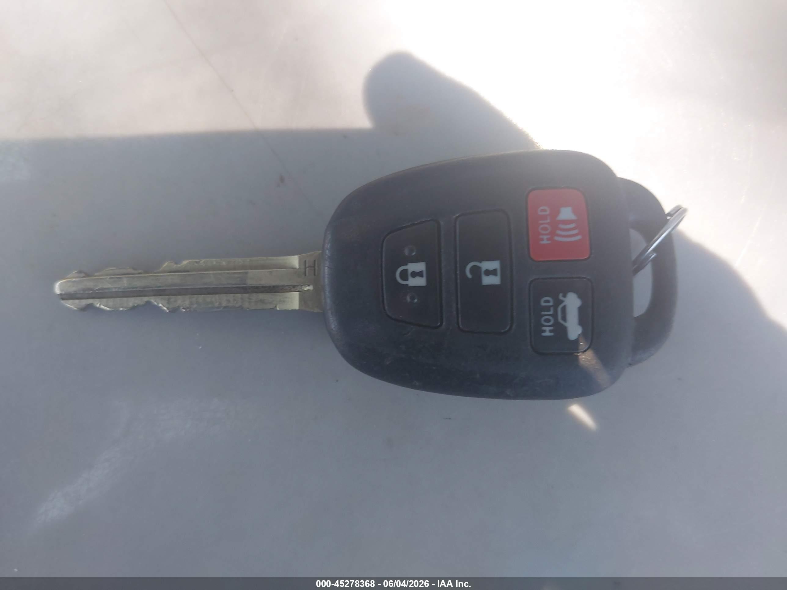 2014 Toyota Corolla Le Gray vin: 2T1BURHE2EC207911