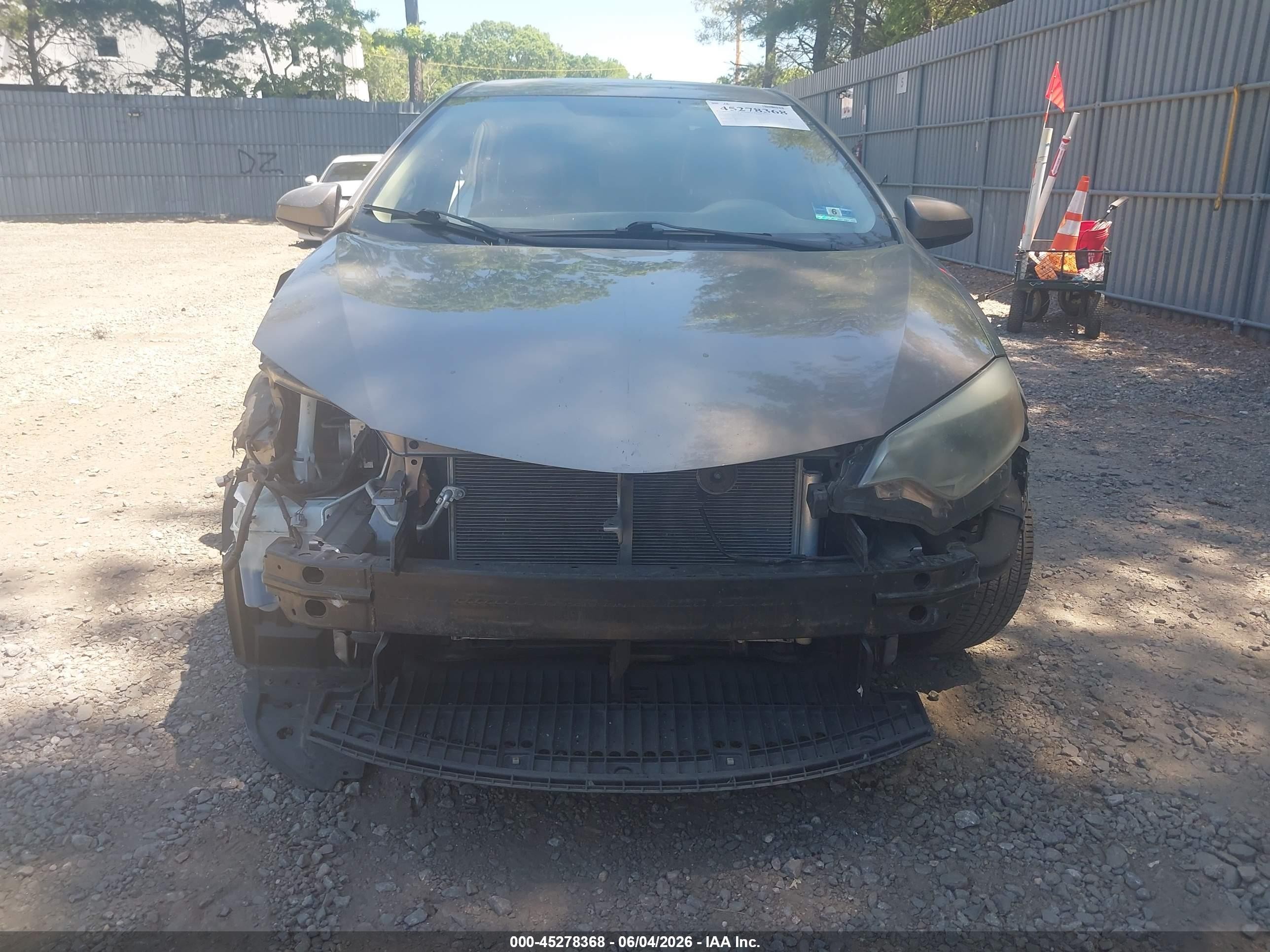 2014 Toyota Corolla Le Gray vin: 2T1BURHE2EC207911