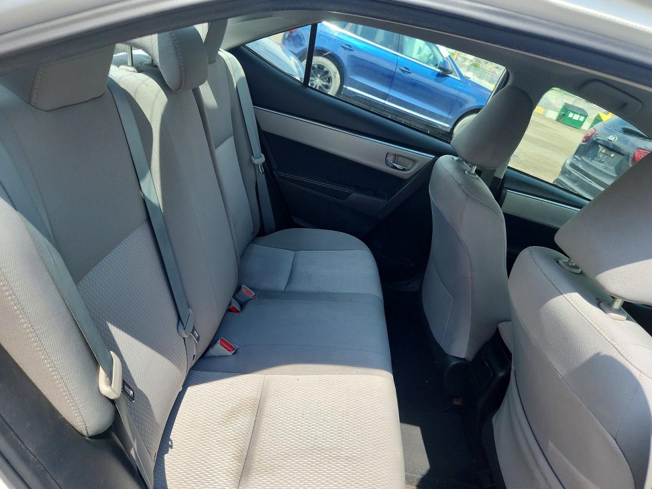 2014 Toyota Corolla L White vin: 2T1BURHE2EC223865