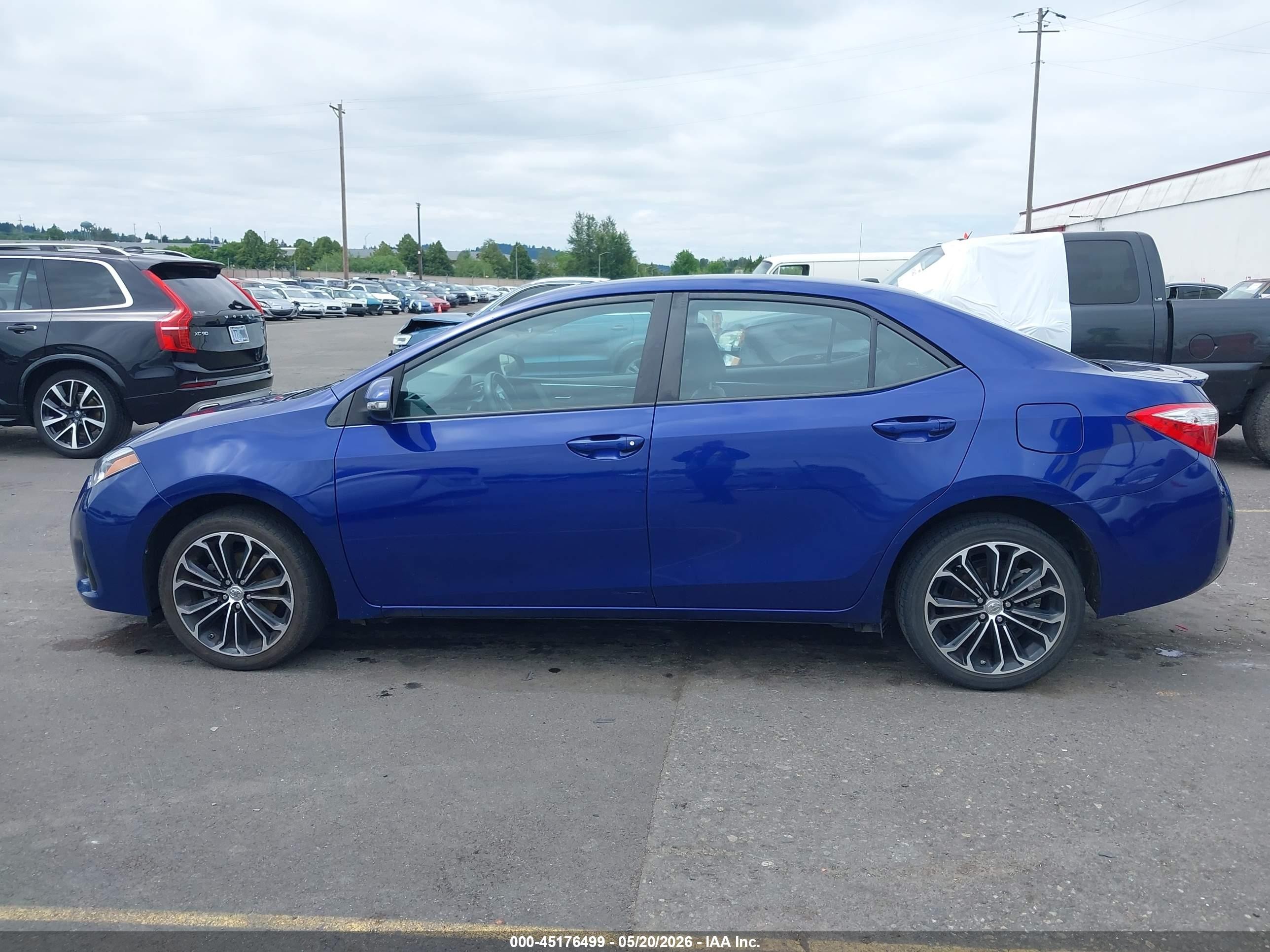 2015 Toyota Corolla S Plus Blue vin: 2T1BURHE2FC231224