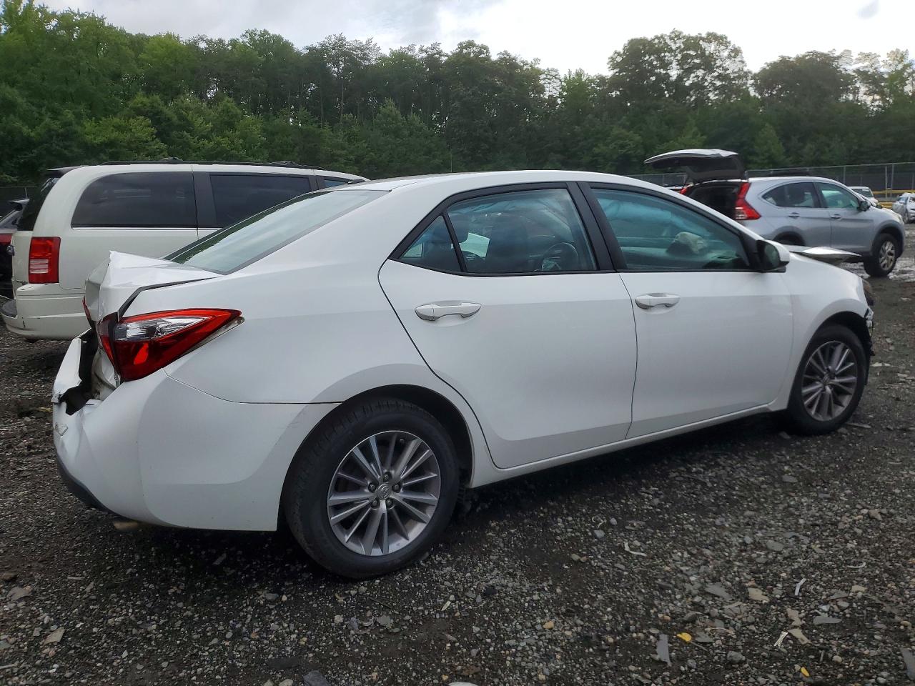 2015 Toyota Corolla Le Premium White vin: 2T1BURHE2FC232373
