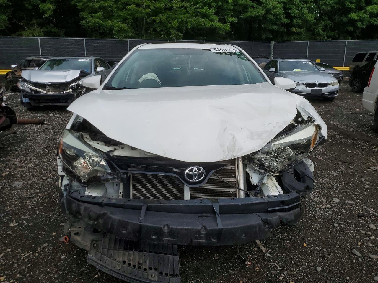 2015 Toyota Corolla Le Premium White vin: 2T1BURHE2FC232373