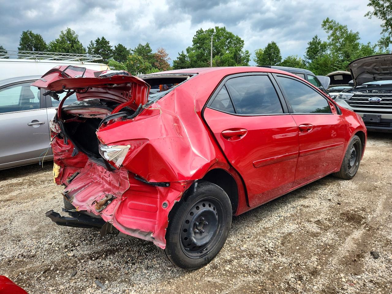 2015 Toyota Corolla Le Burgundy vin: 2T1BURHE2FC250422