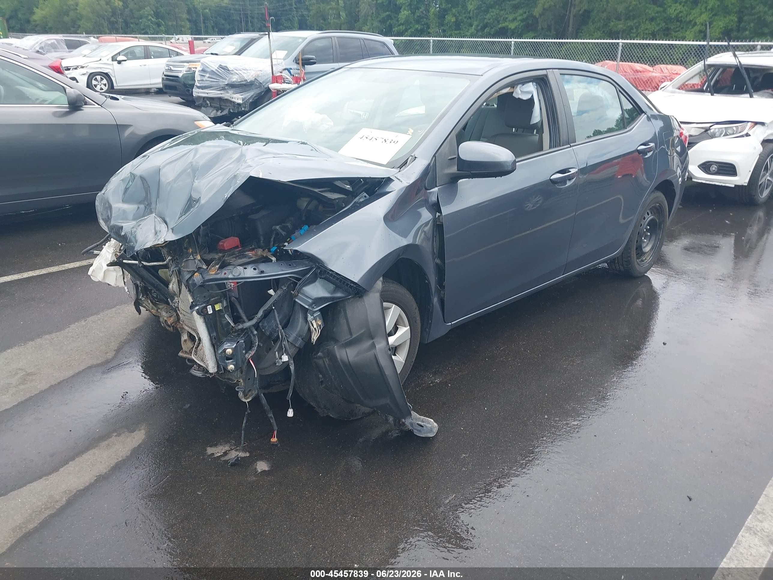 2015 Toyota Corolla Le Blue vin: 2T1BURHE2FC254874