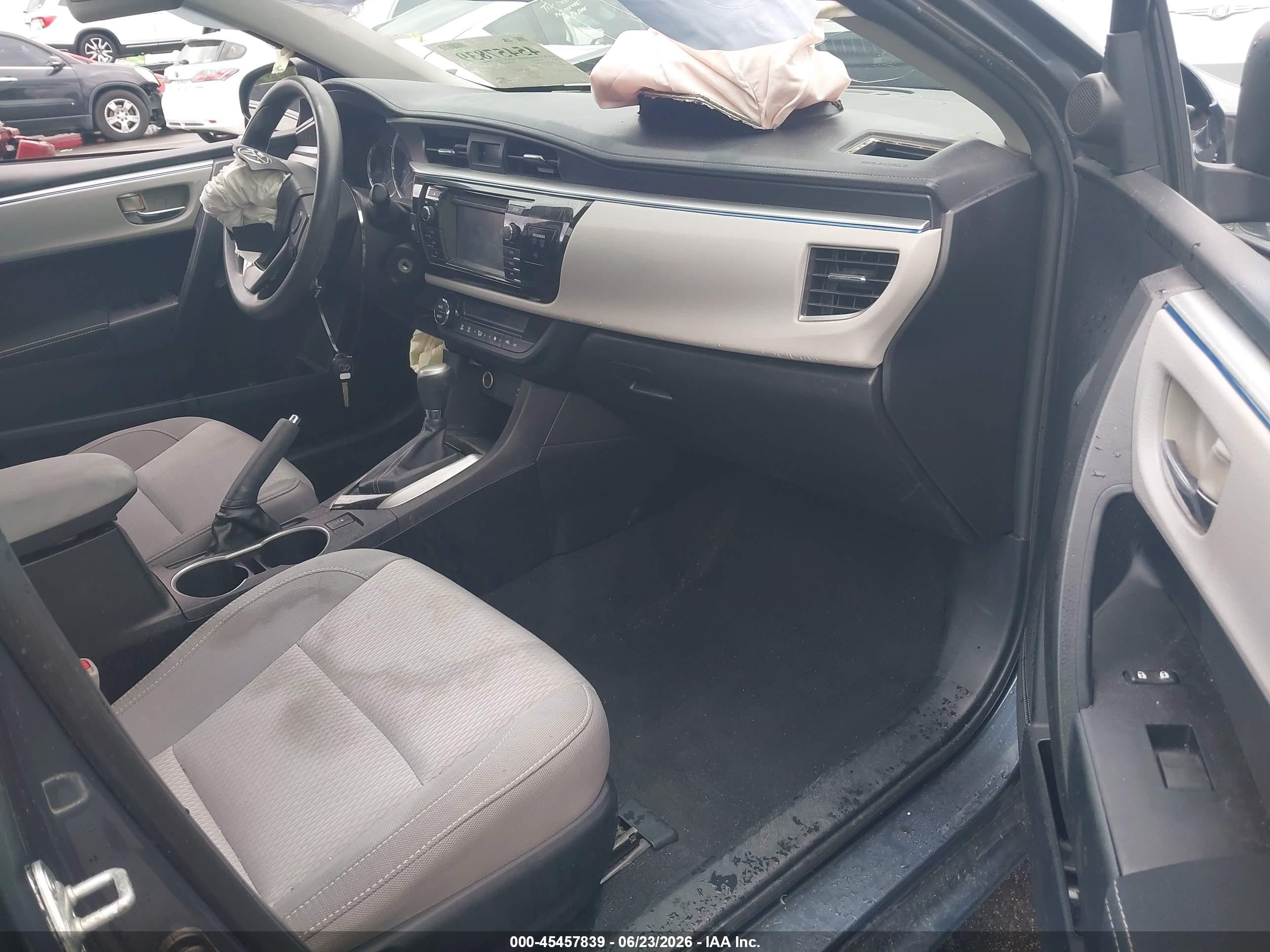 2015 Toyota Corolla Le Blue vin: 2T1BURHE2FC254874