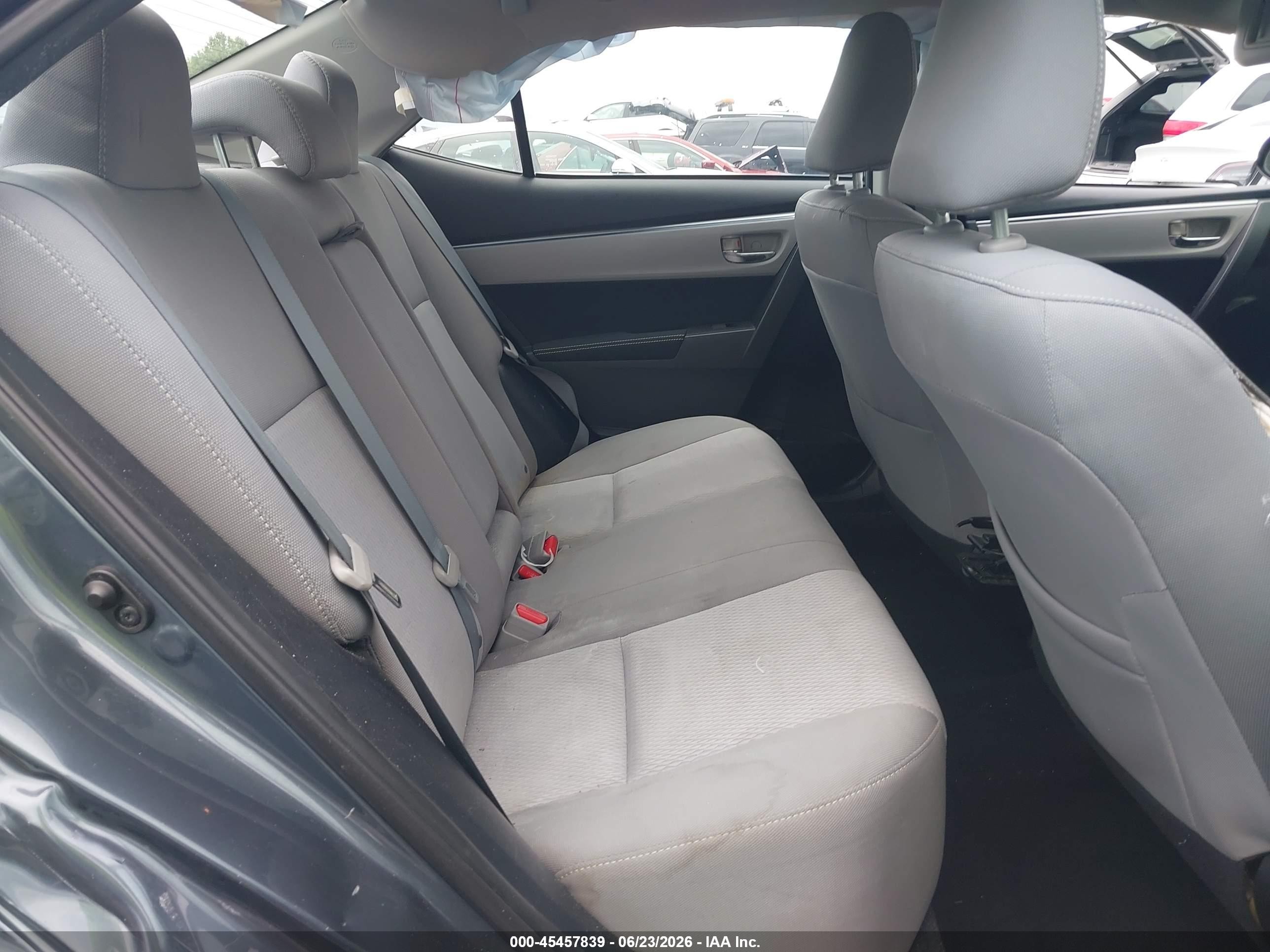 2015 Toyota Corolla Le Blue vin: 2T1BURHE2FC254874